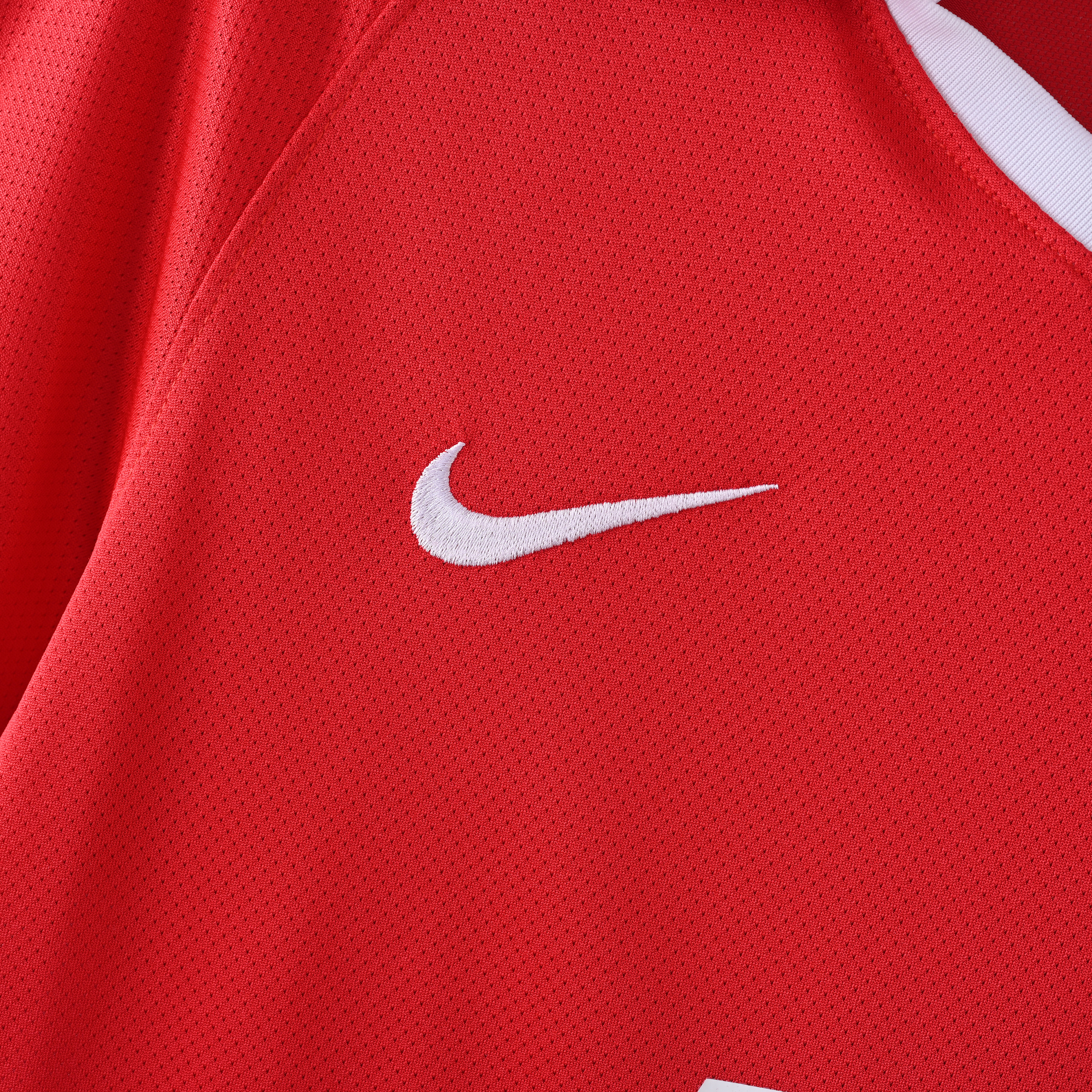 2010-2011 Manchester United home jersey