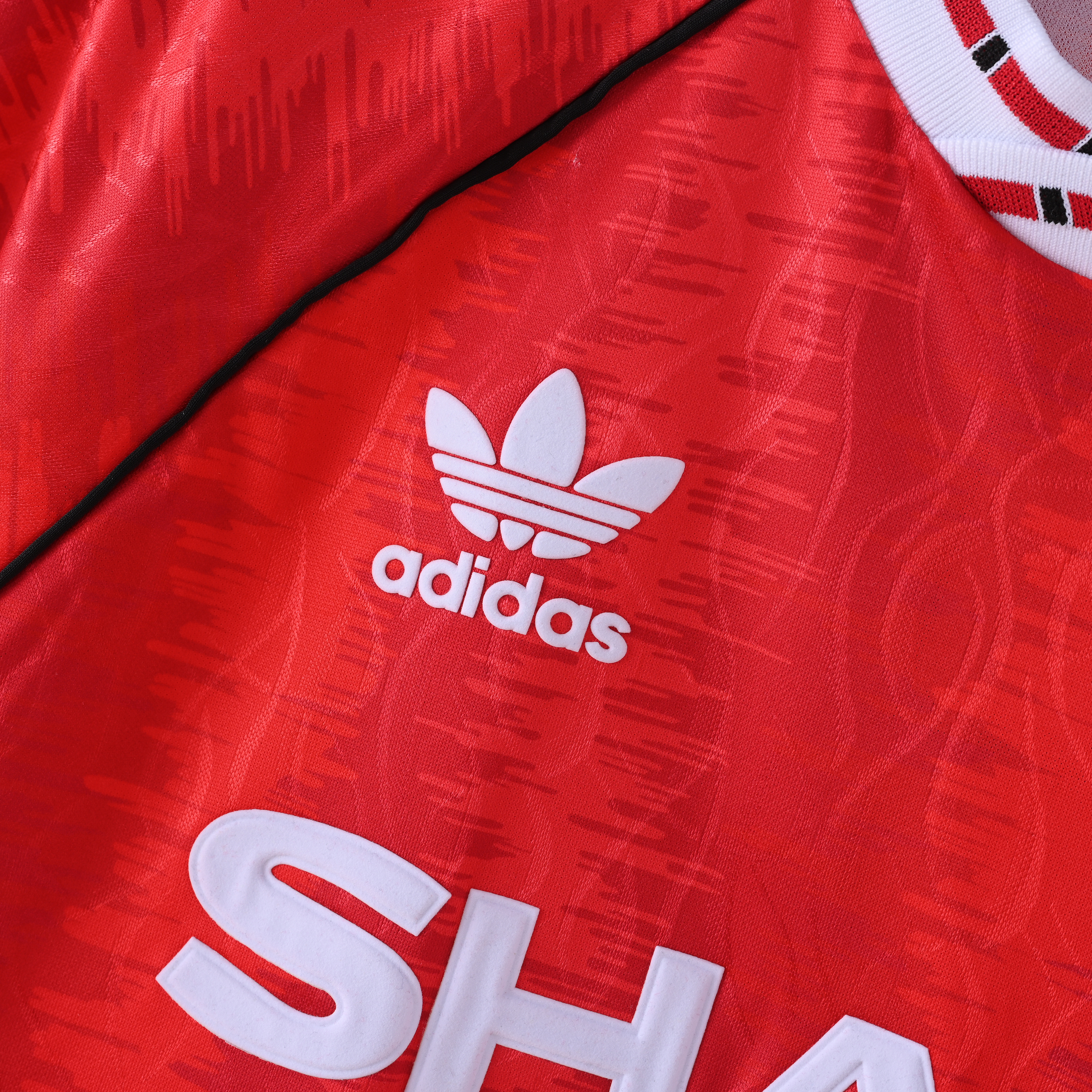 1990-1992 Manchester United home jersey