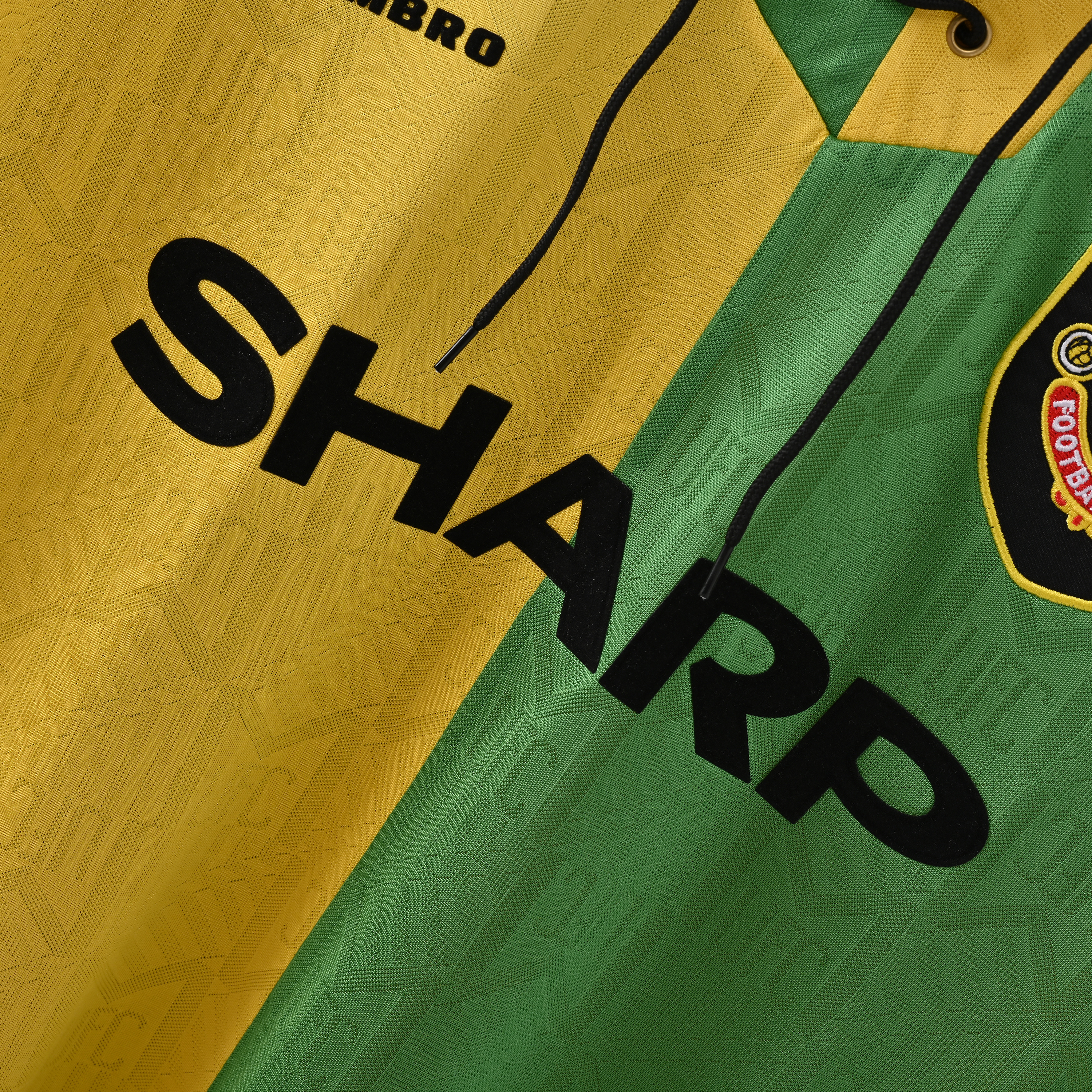 1992-1994 Manchester United third jersey