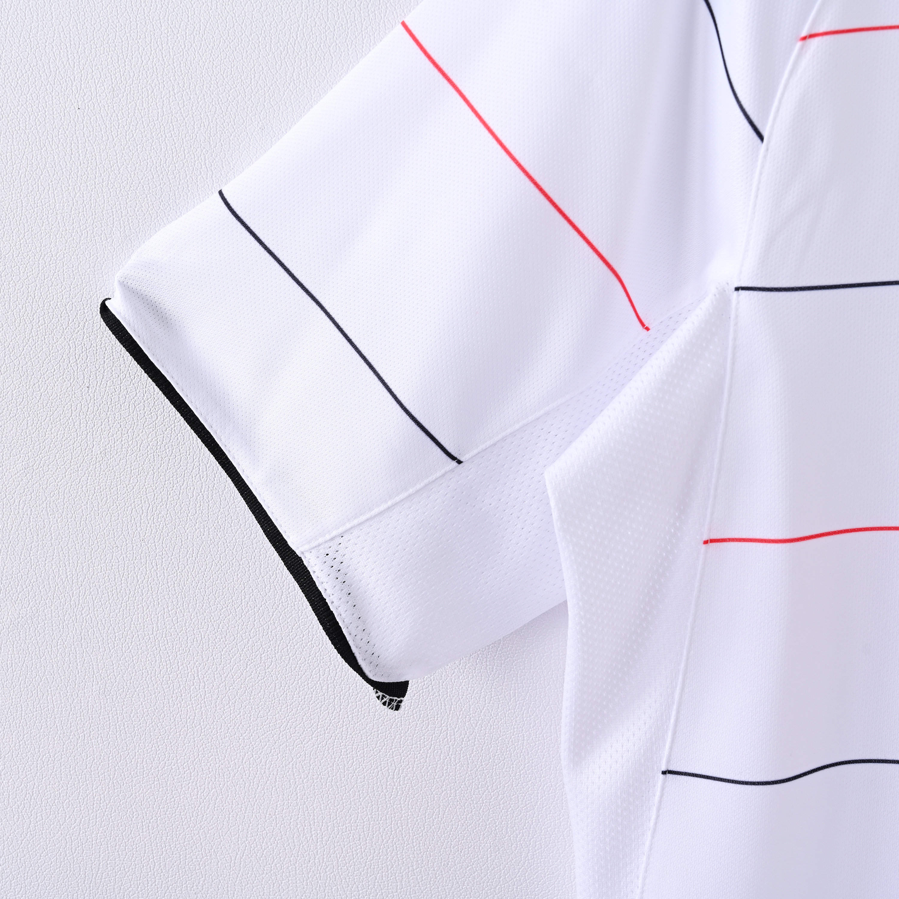 2003-2004 Manchester United away jersey