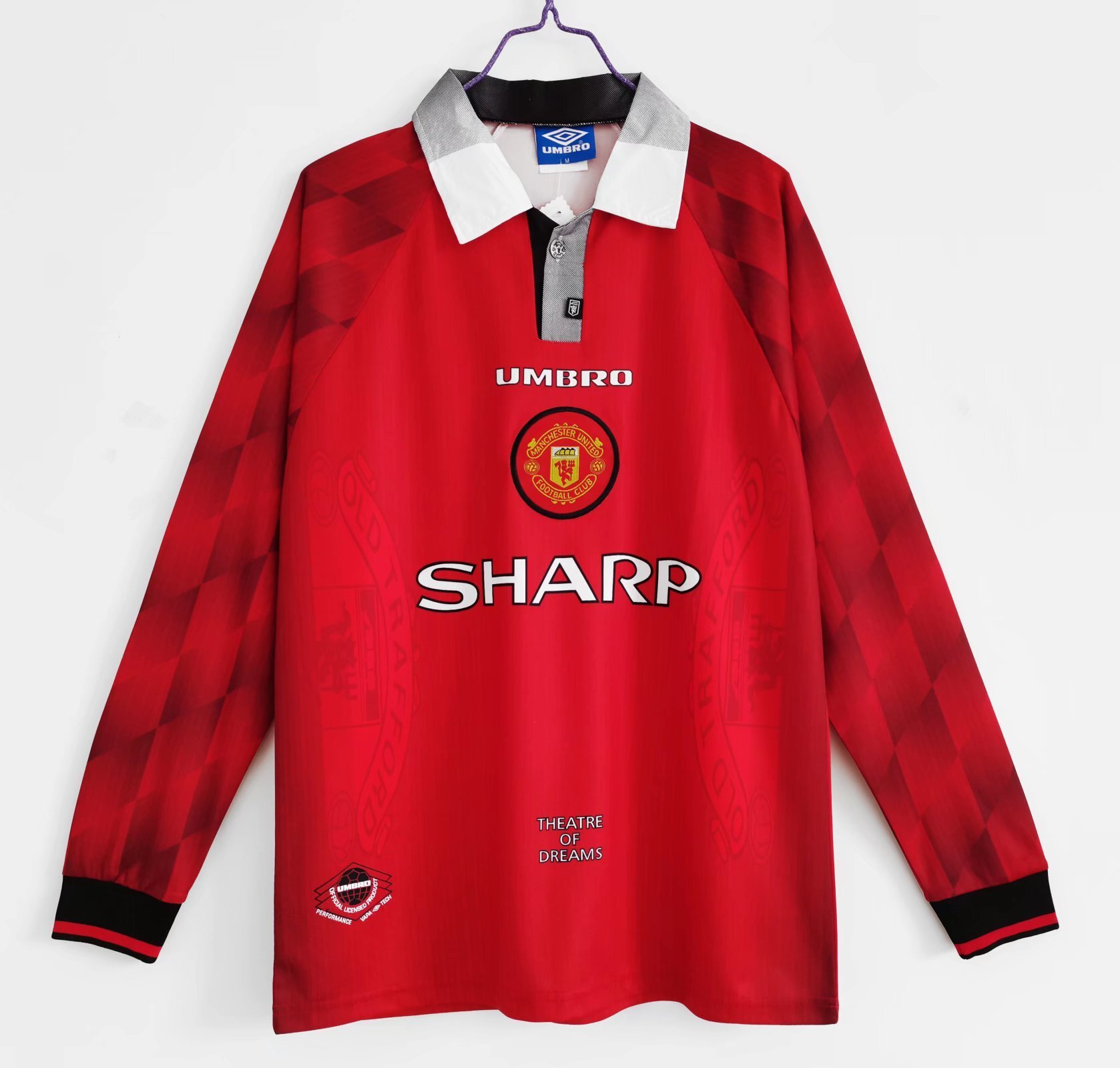Long sleeves 1996-1997 Manchester United home jersey