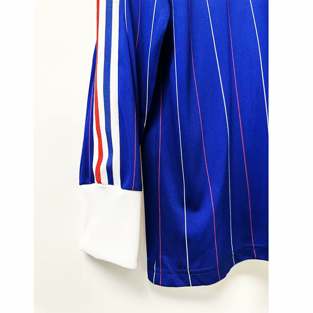 Long sleeves 1980-1982 France home jersey