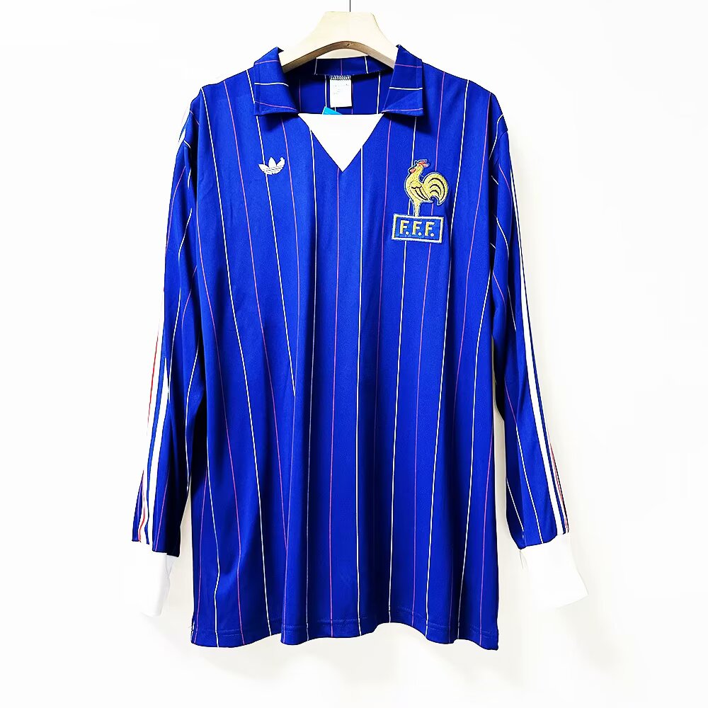 Long sleeves 1980-1982 France home jersey