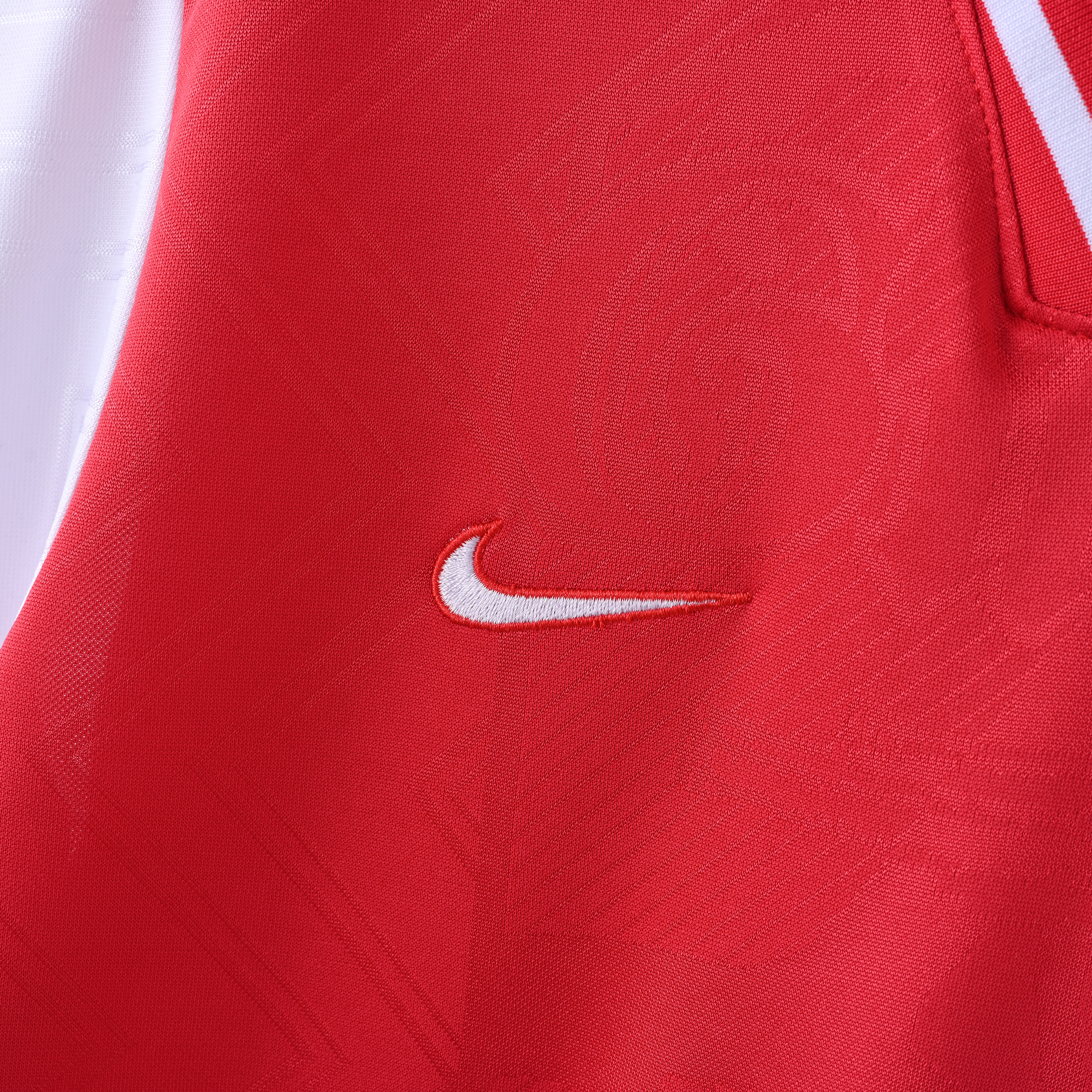 1996-1997 Arsenal home jersey