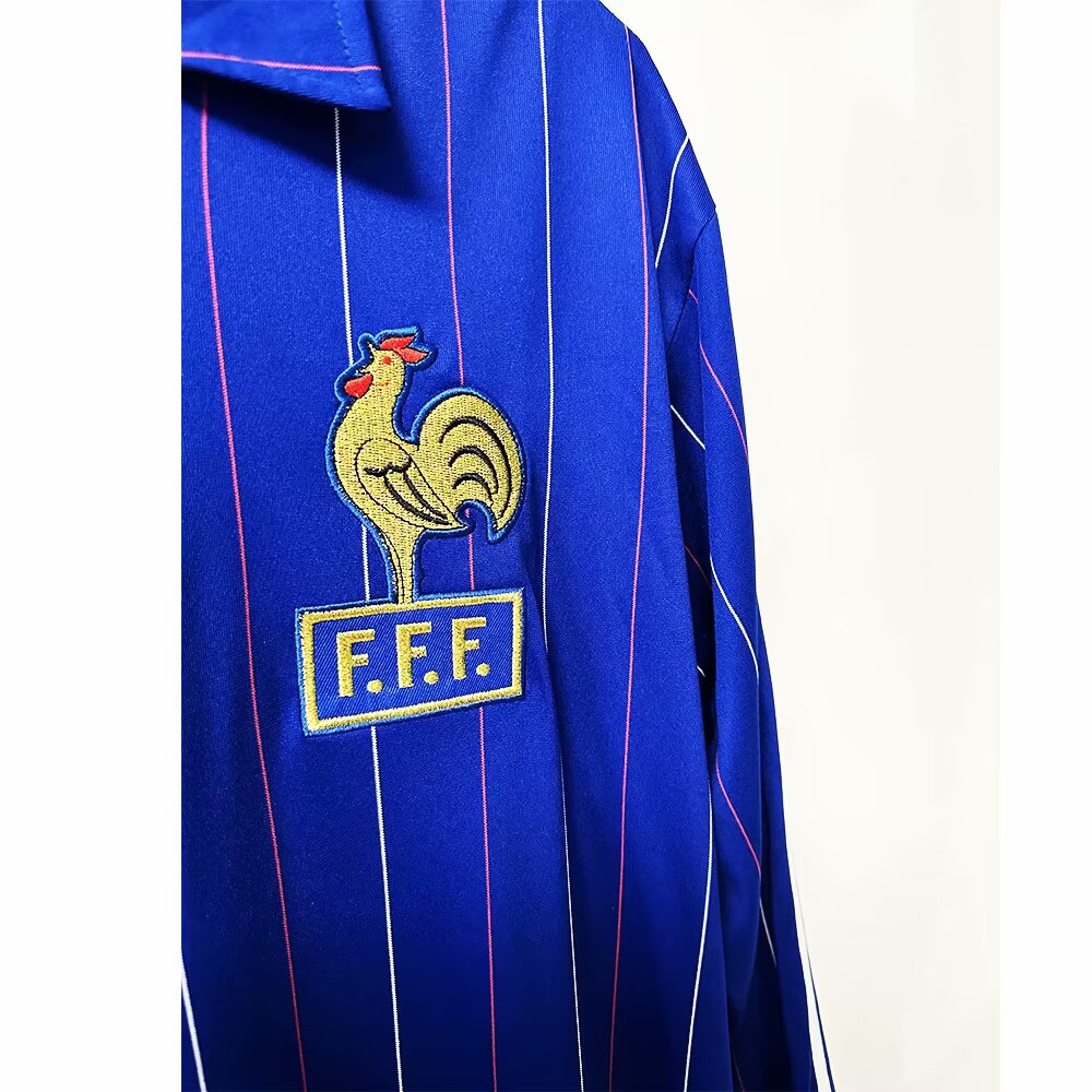 Long sleeves 1980-1982 France home jersey