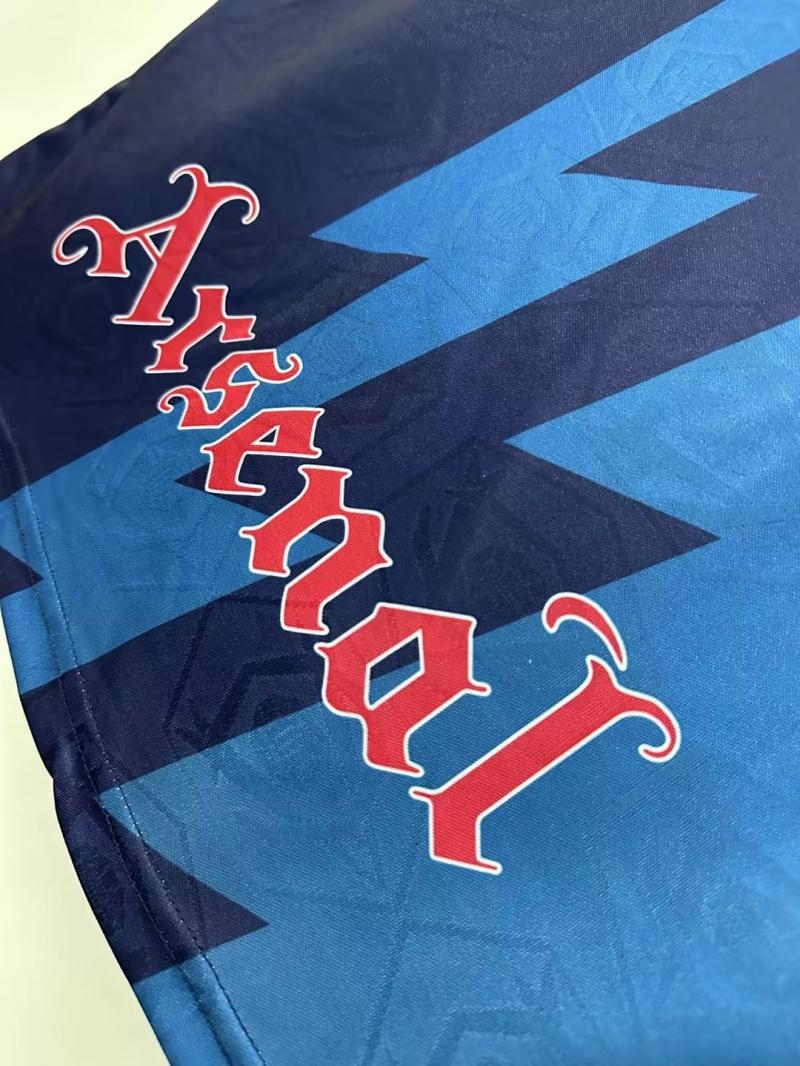 Long sleeves 1995-1996 Arsenal away jersey