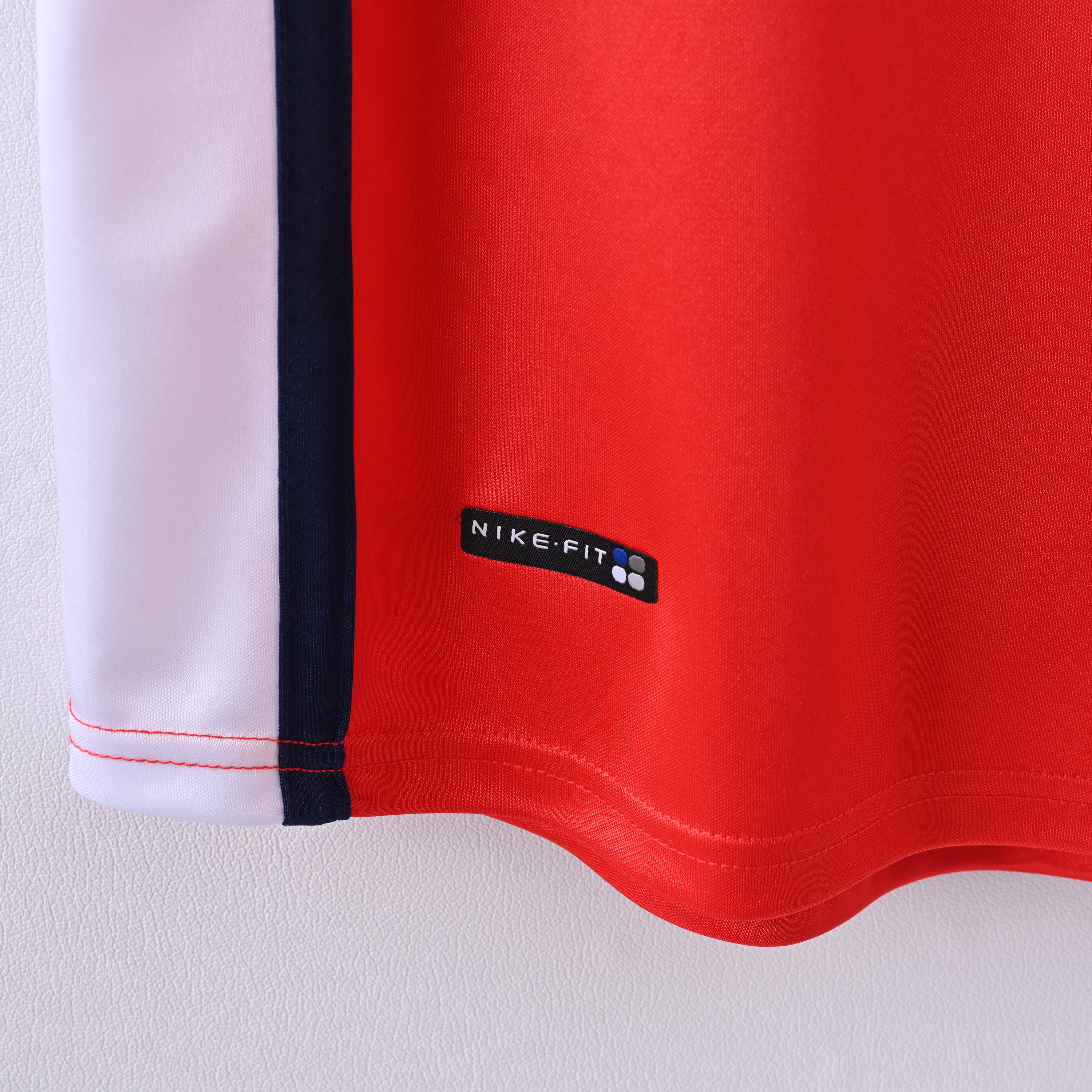 1998-1999 Arsenal home jersey