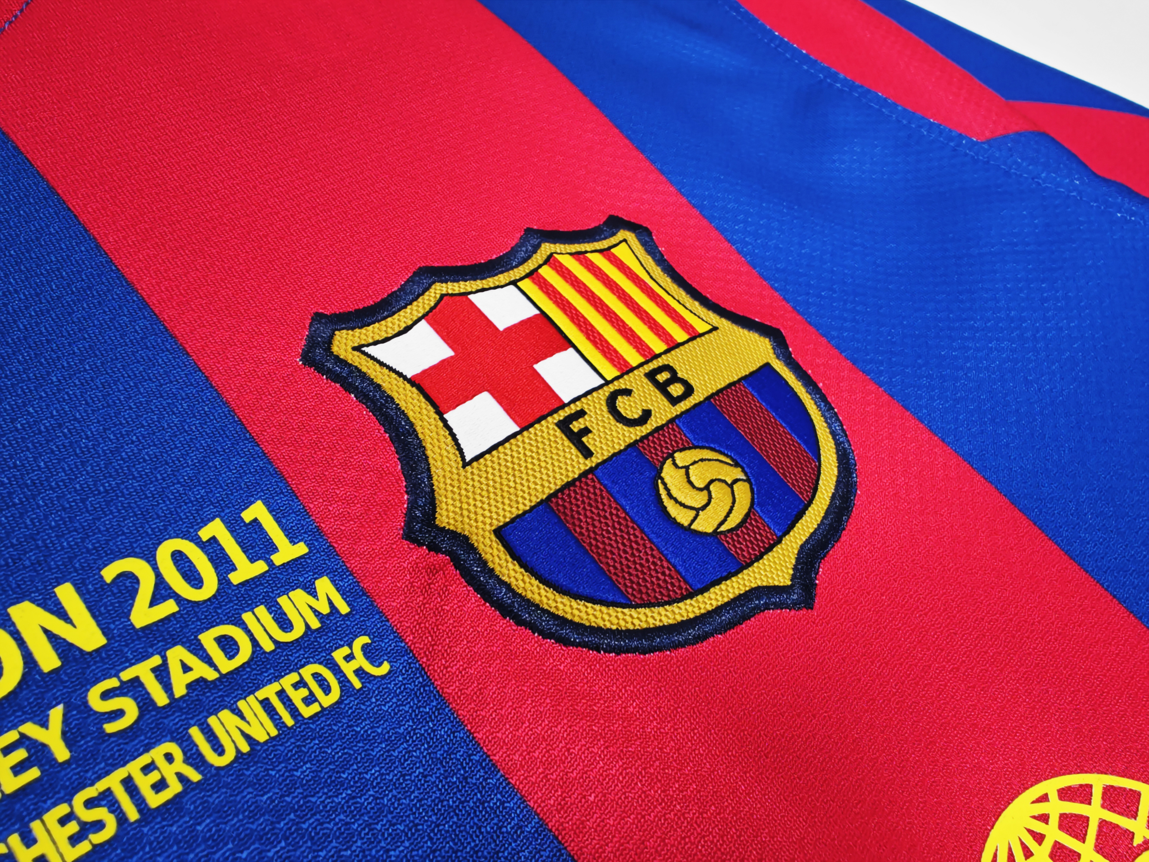 2010-2011 Barcelona home jersey