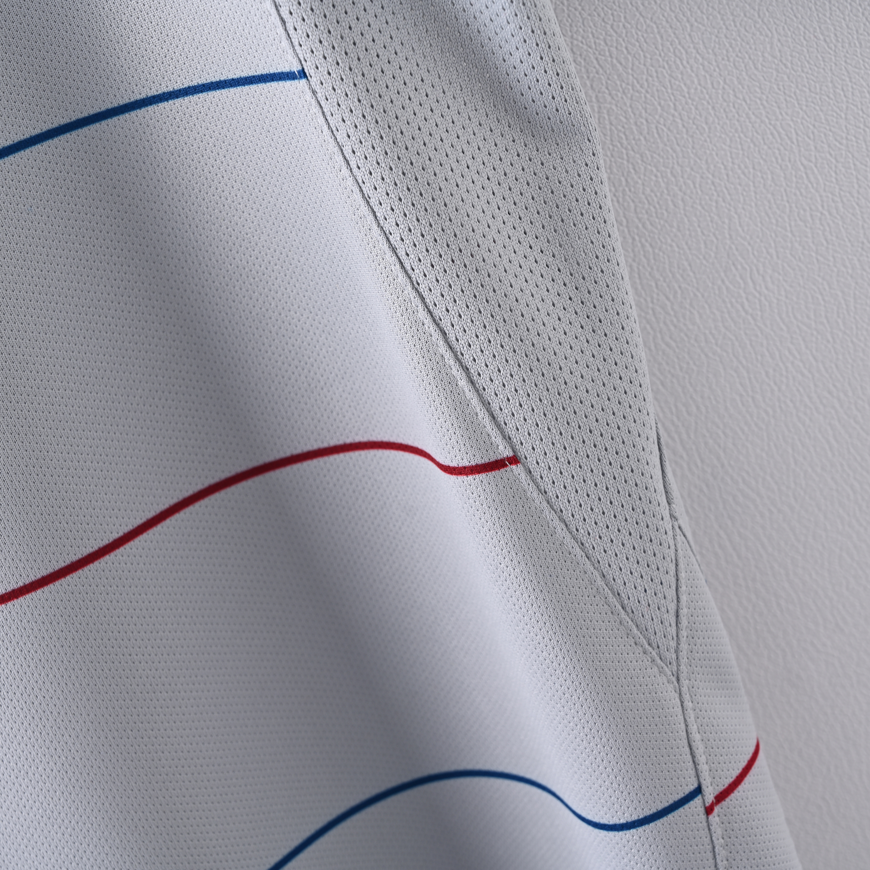 2003-2004 Barcelona away jersey