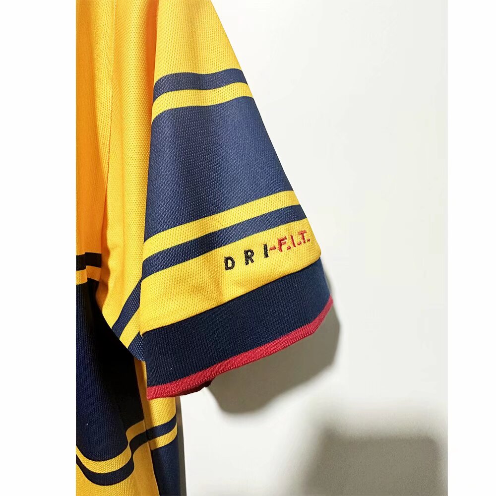 1997-1999 Arsenal away jersey