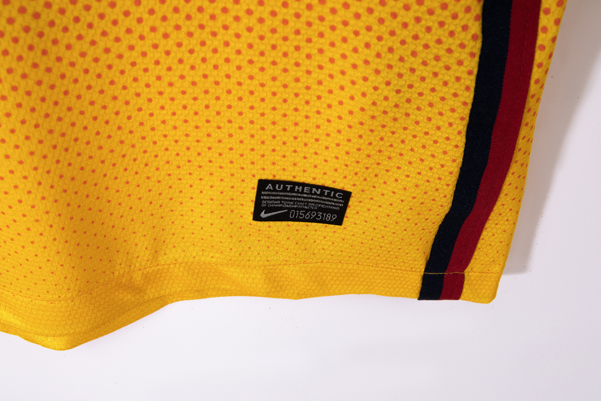 2012-2013 Barcelona away jersey