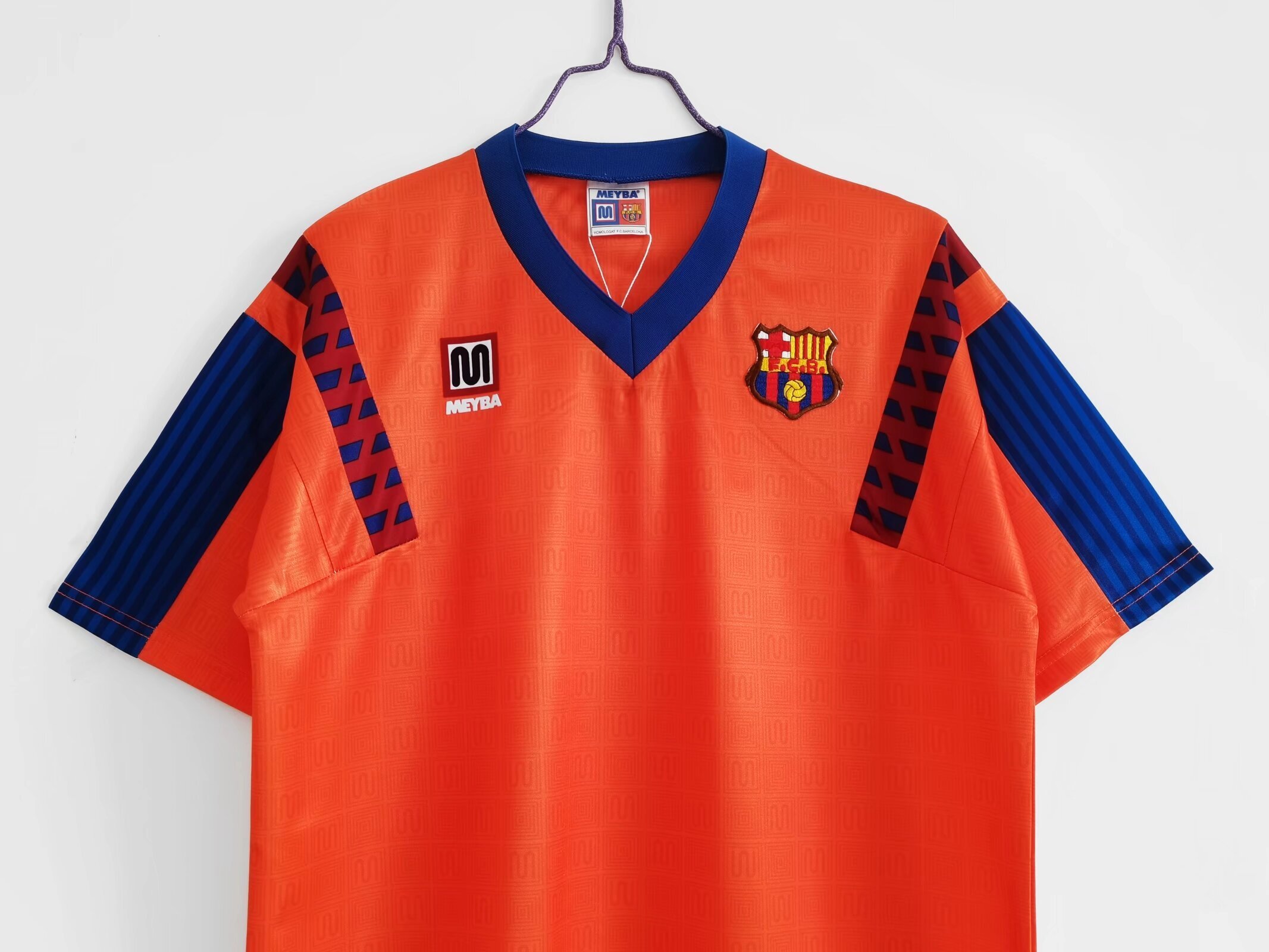 1991-1992 Barcelona away jersey