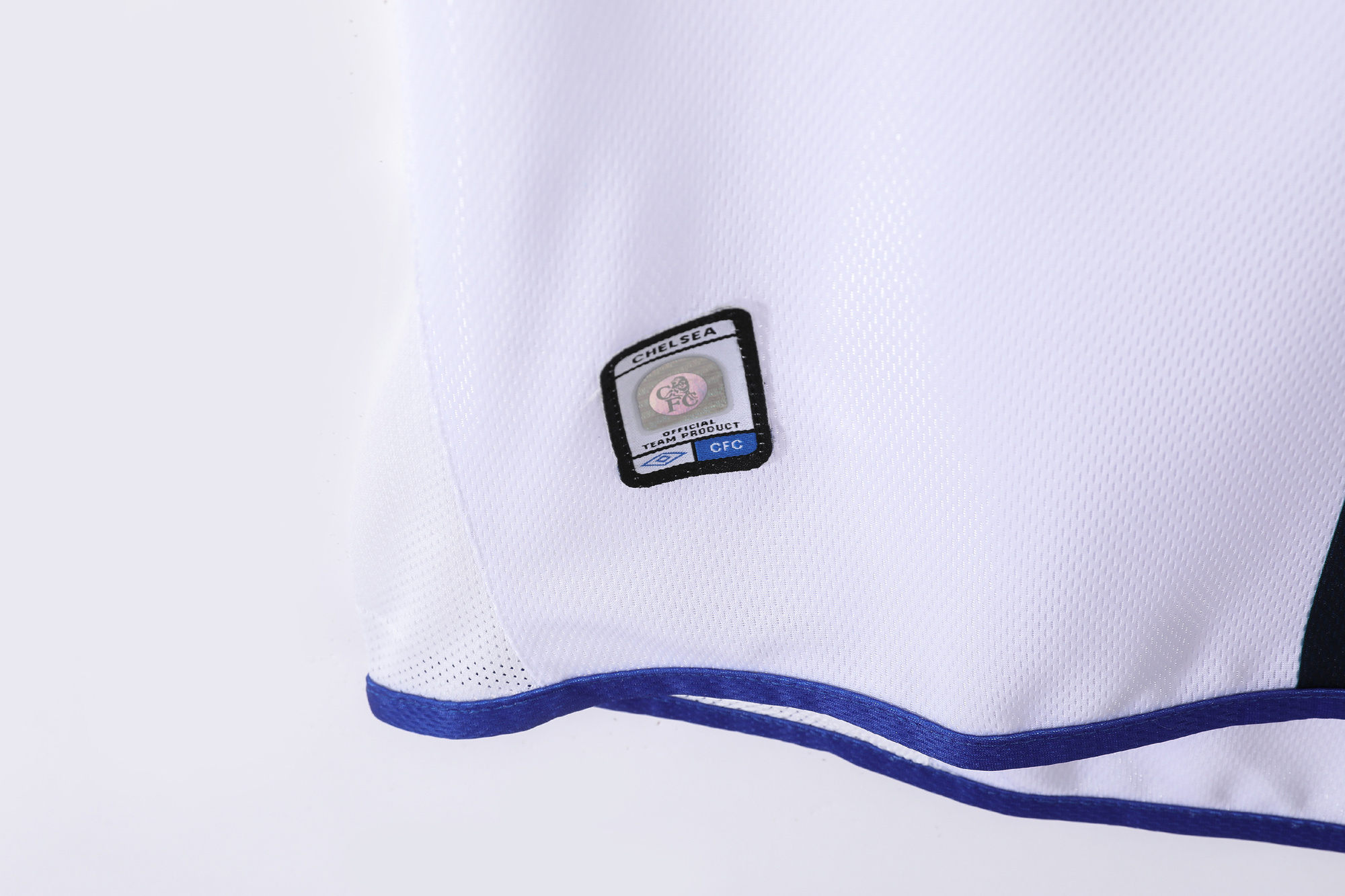 2003-2005 Chelsea away jersey