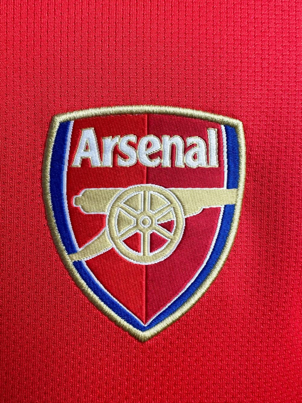 2006-2007 Arsenal home jersey