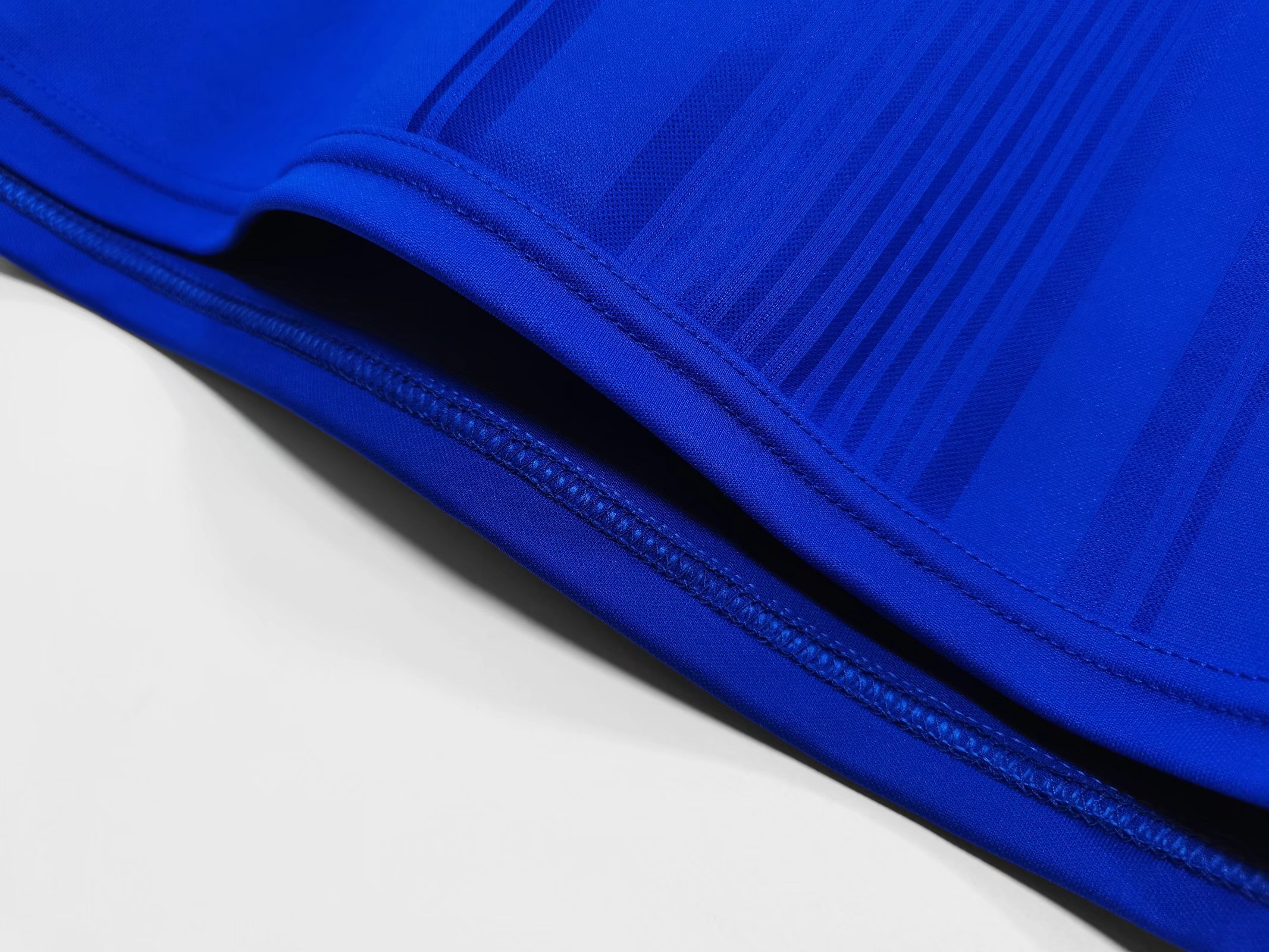 1999-2001 Chelsea home jersey