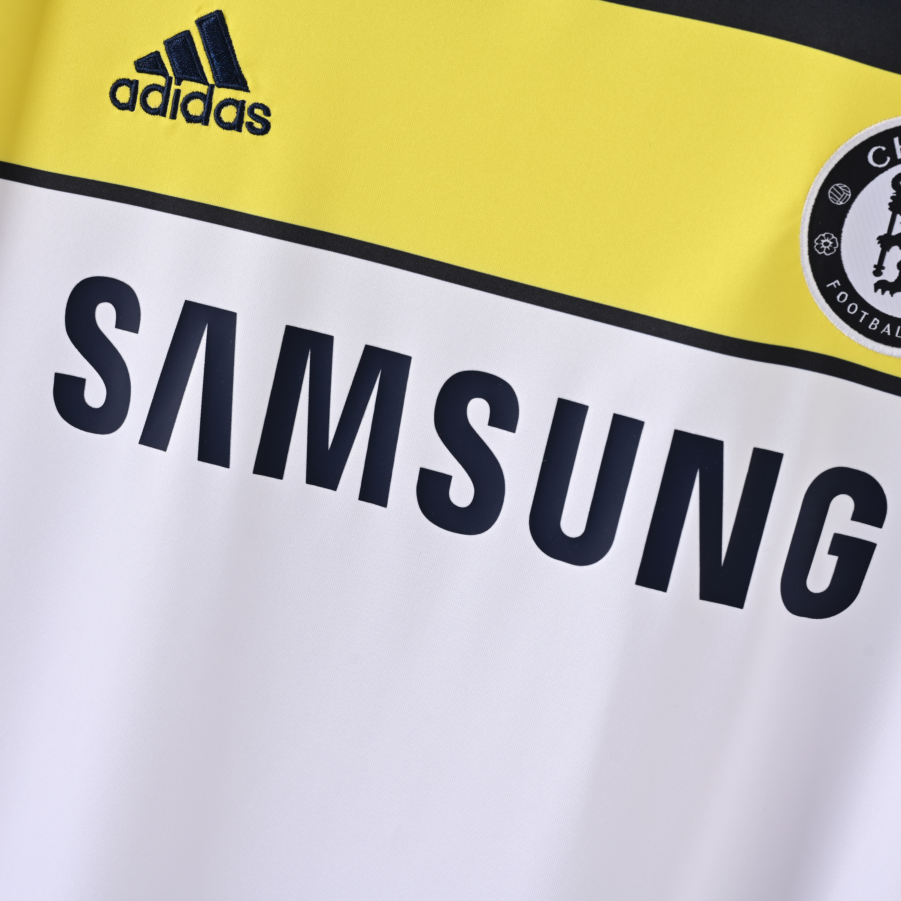 2011-2012 Chelsea third jersey