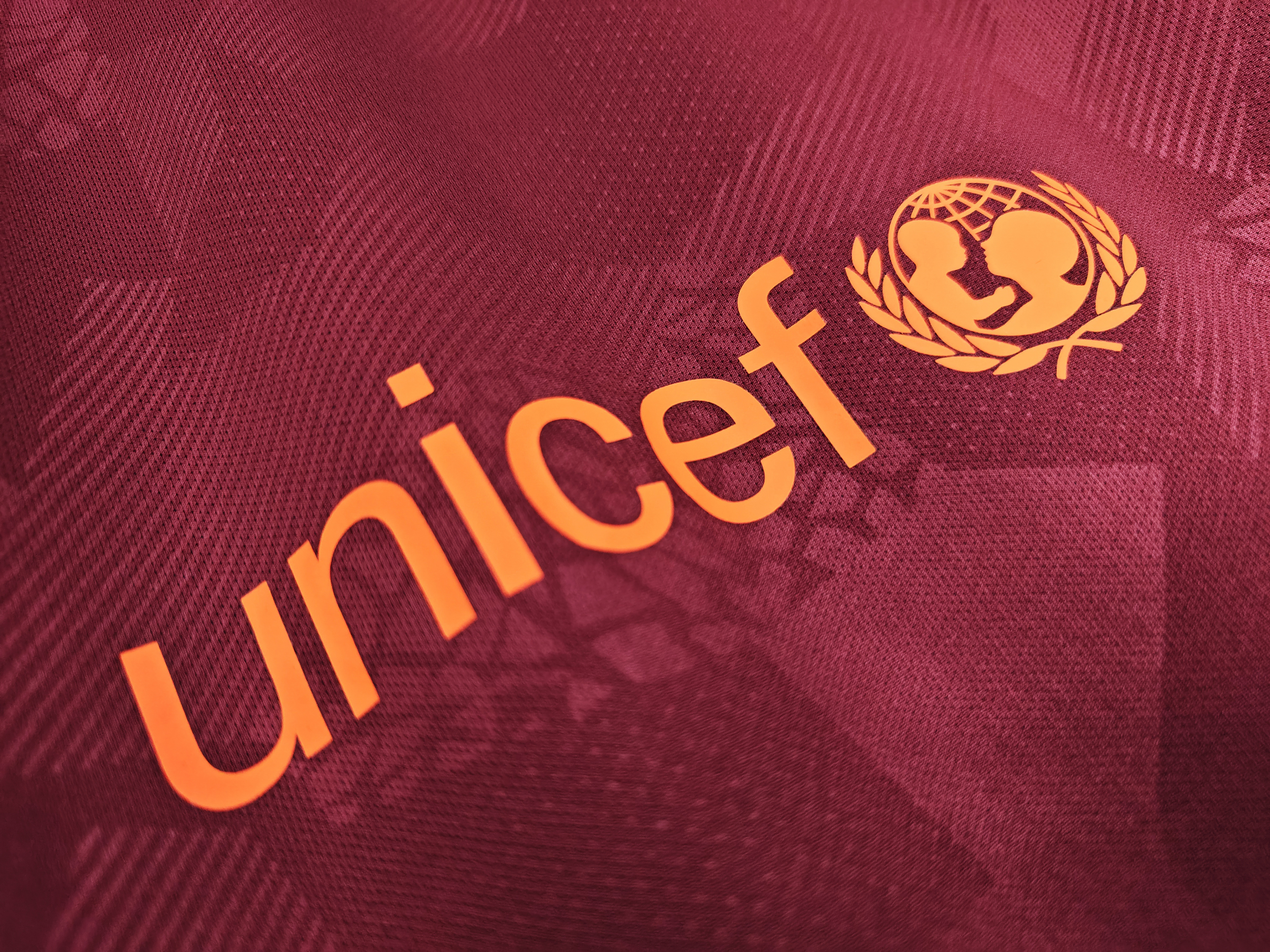 2017-2018 Barcelona third jersey