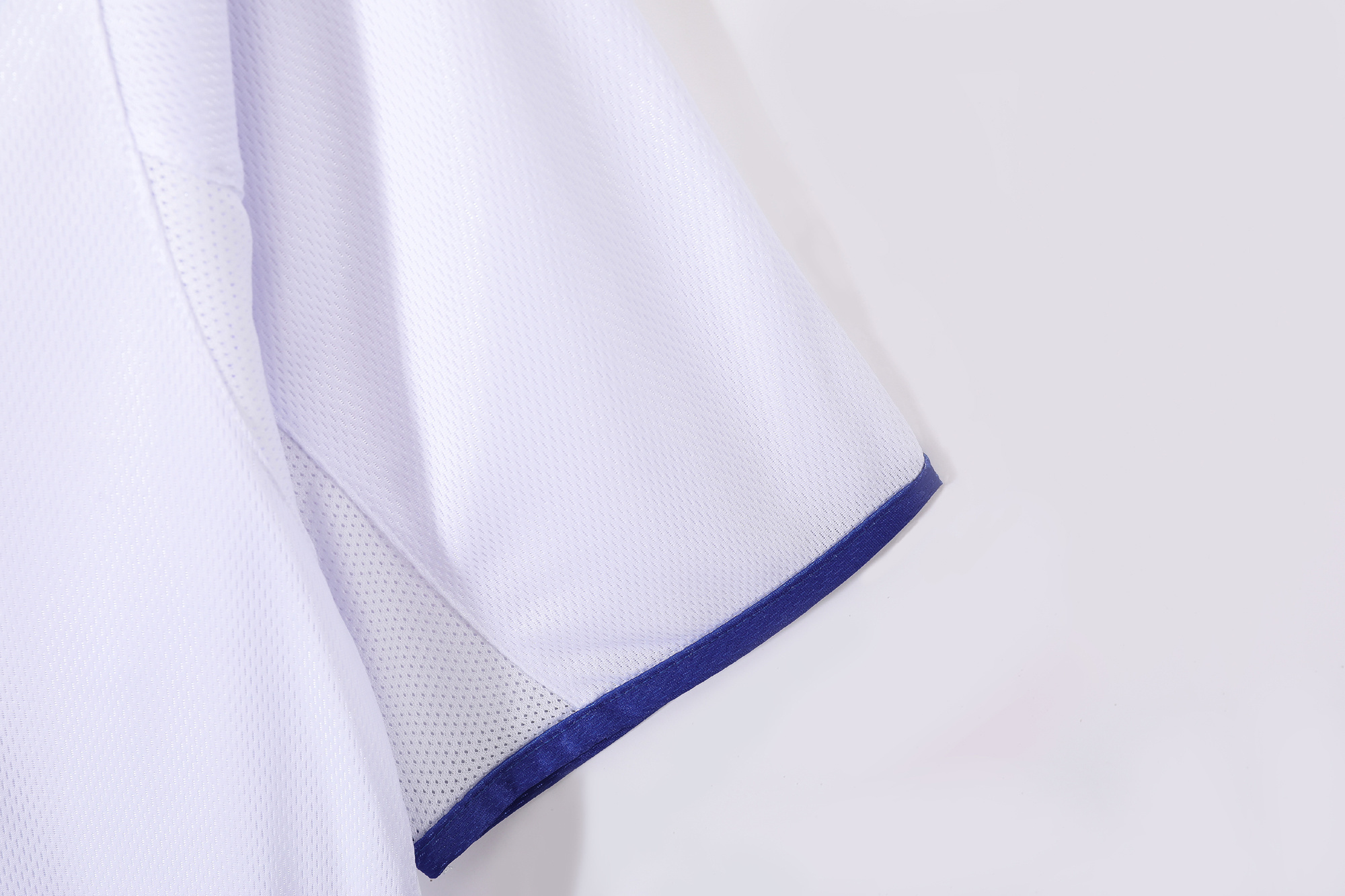 2003-2005 Chelsea away jersey