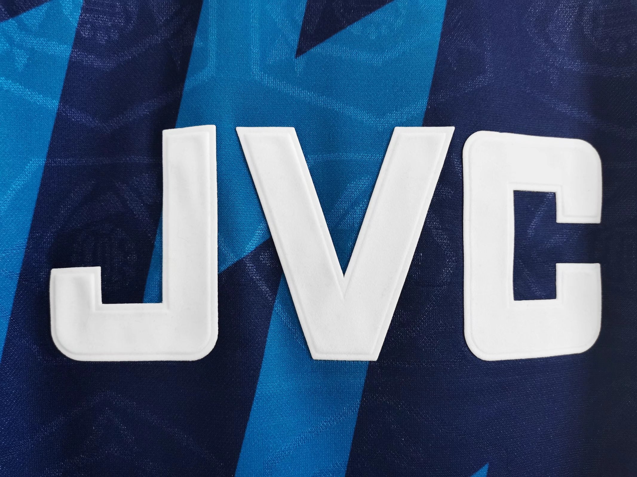 1995 Arsenal away jersey