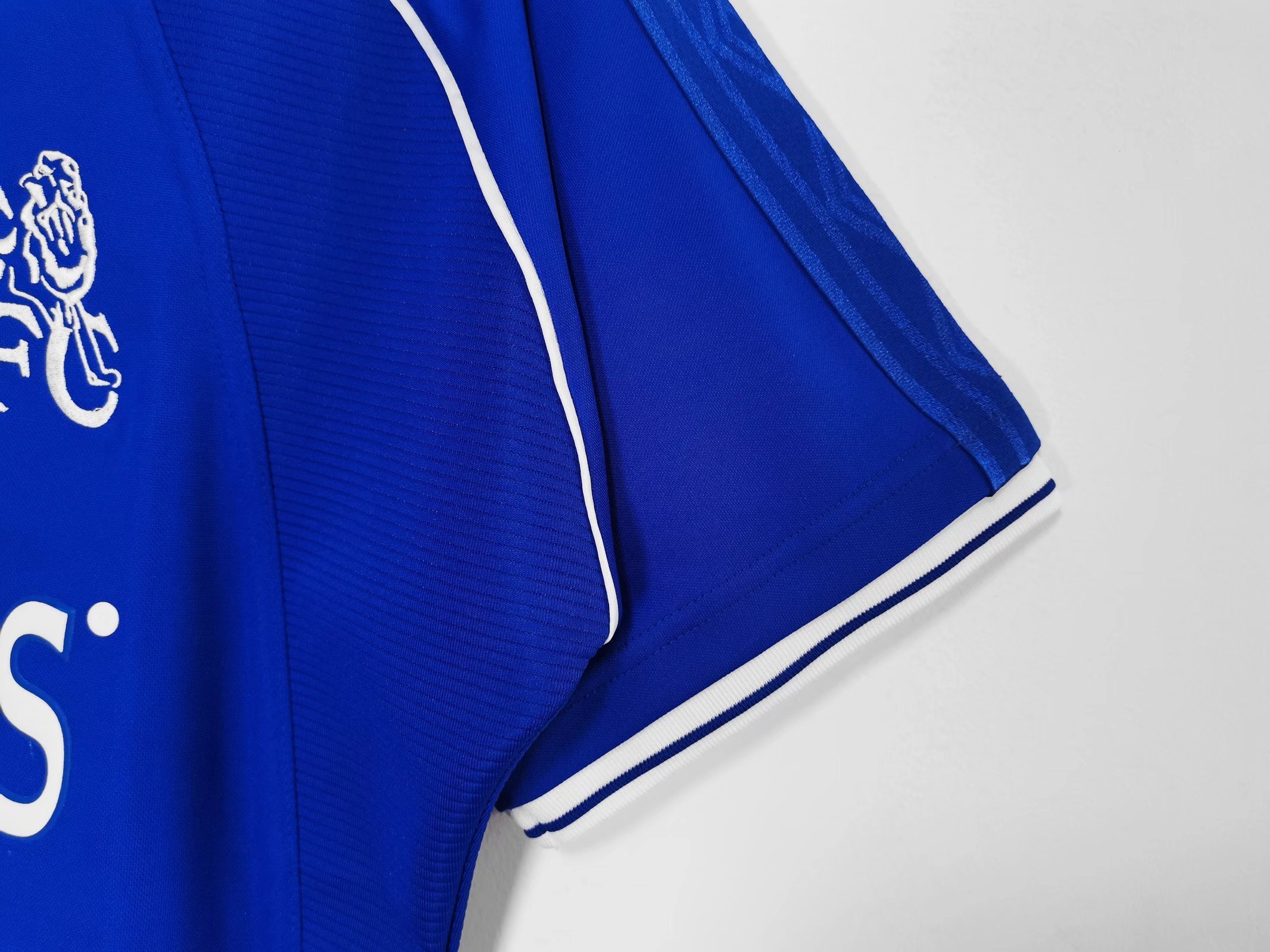 1999-2001 Chelsea home jersey