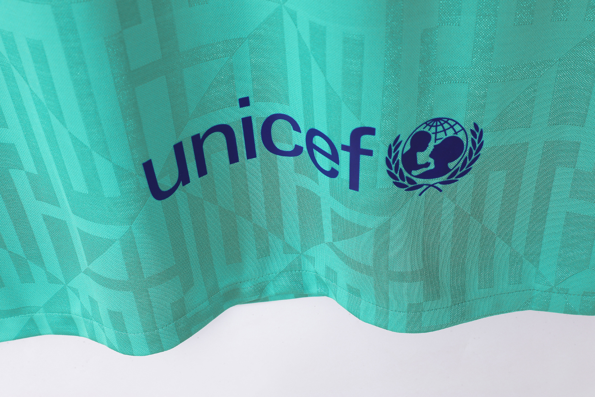 2019-2020 Barcelona away jersey