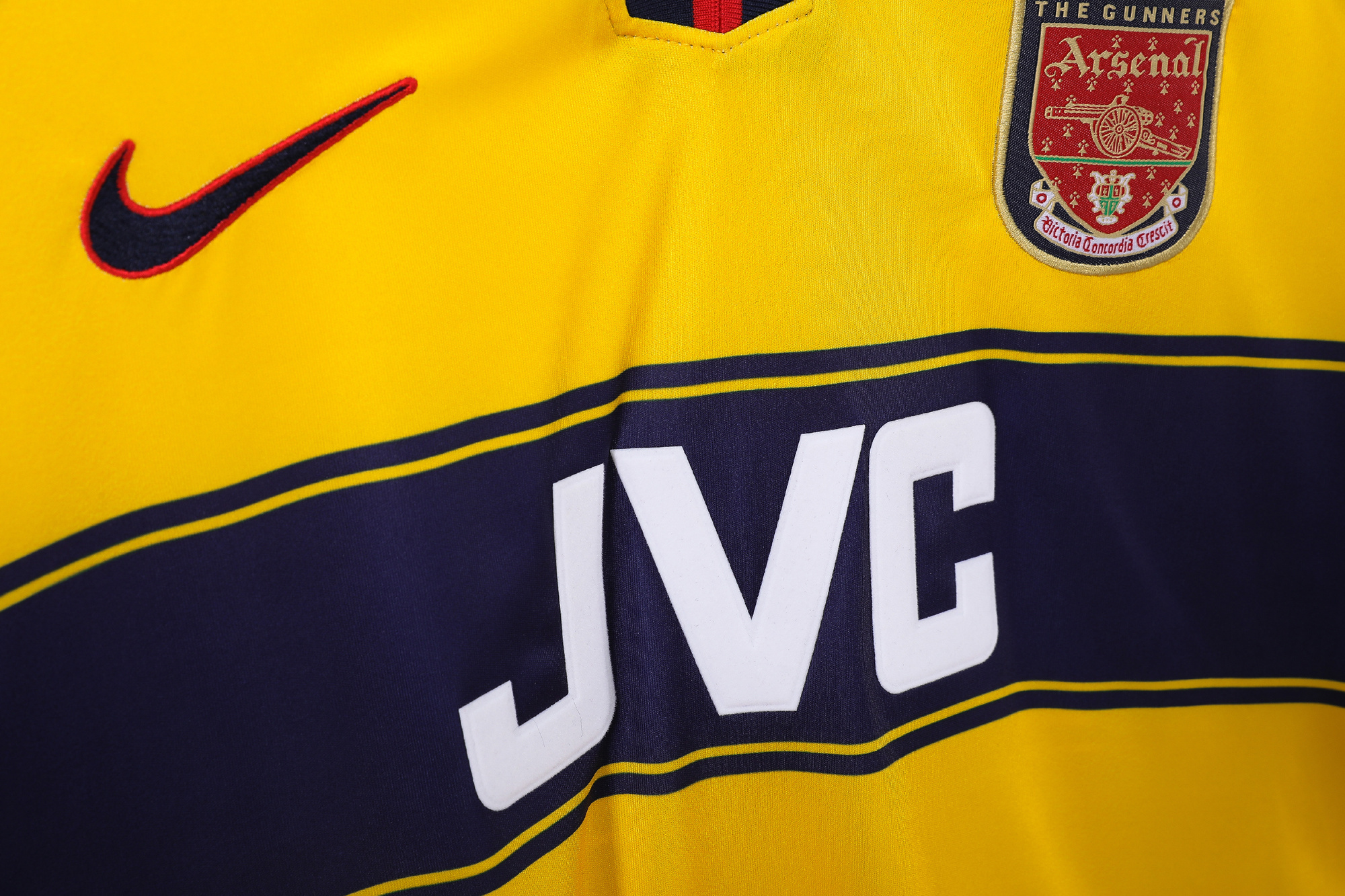 1997-1999 Arsenal away jersey