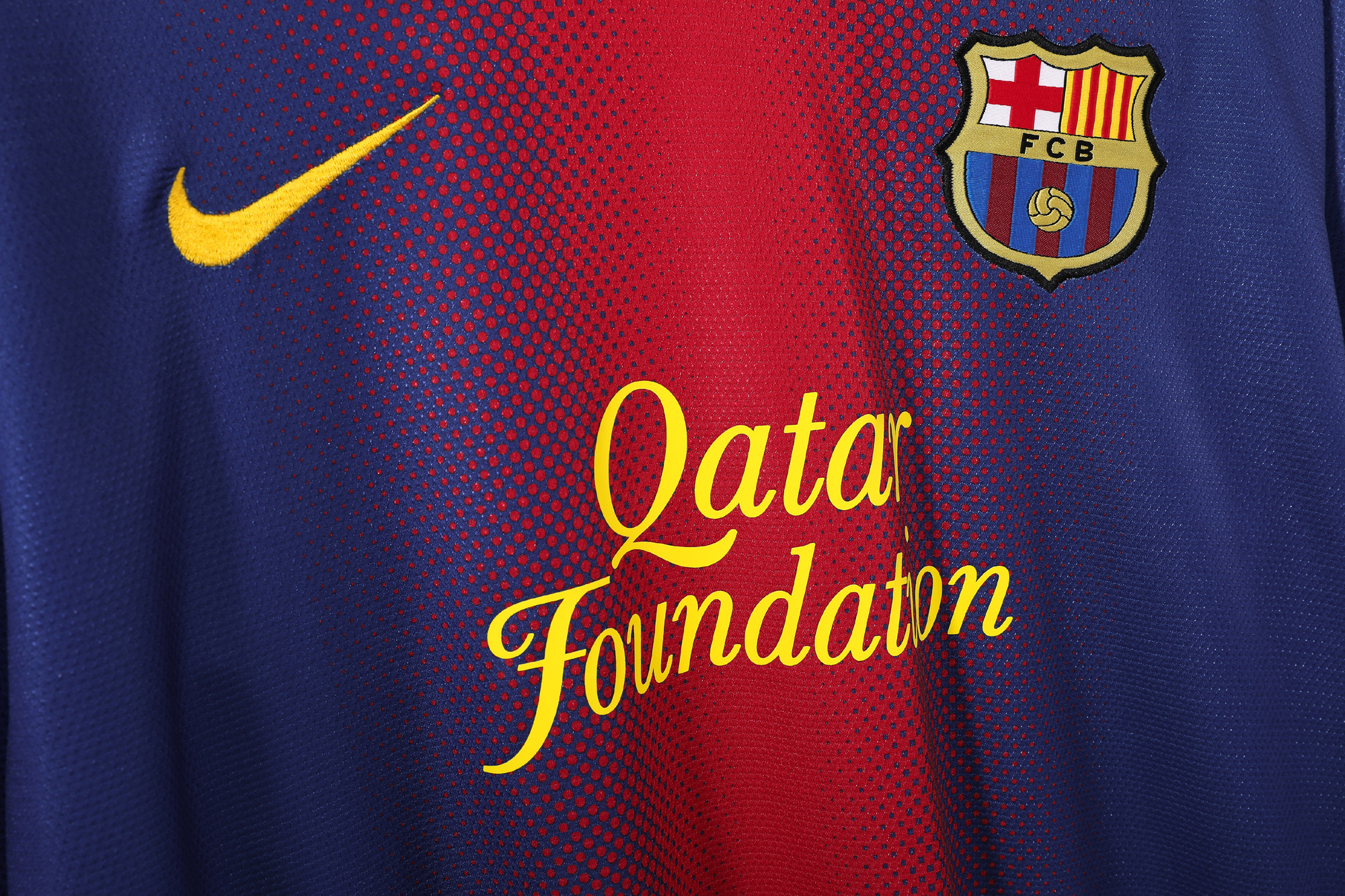 Long sleeves 2012-2013 Barcelona home jersey