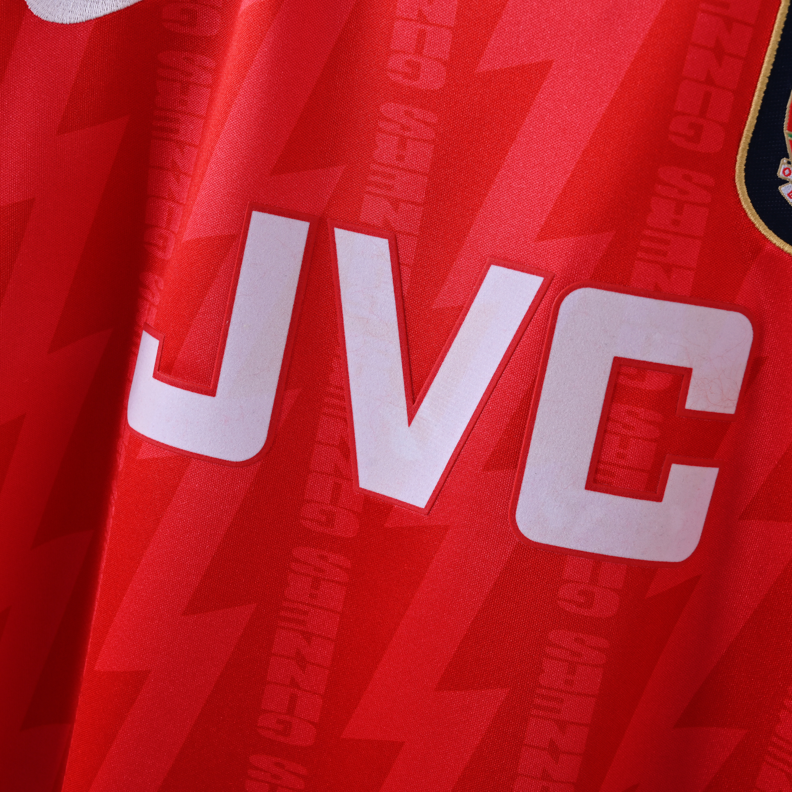 1994-1996 Arsenal home jersey