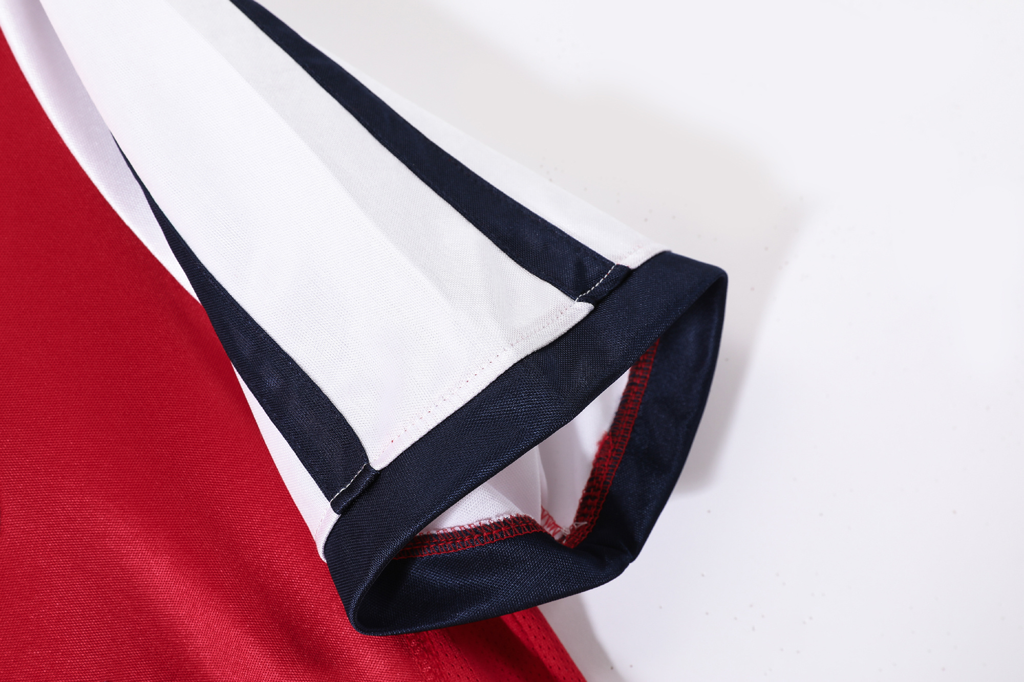 2001-2002 Arsenal home jersey