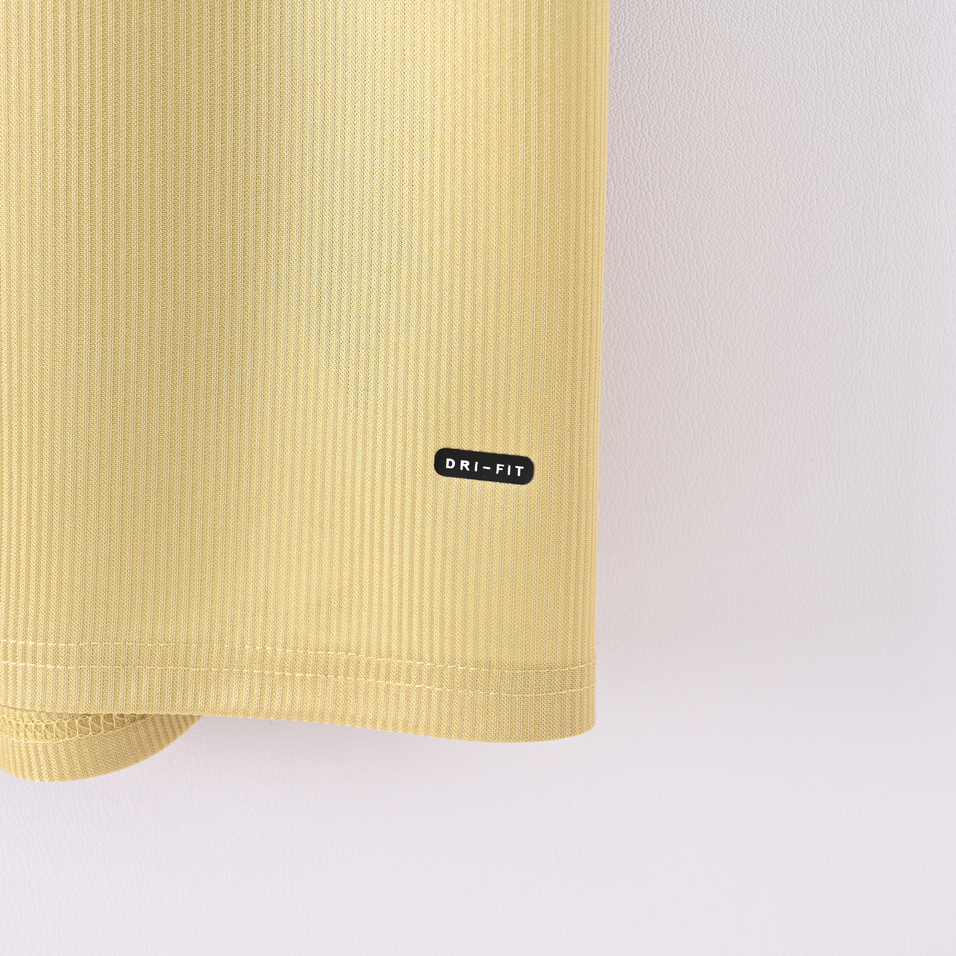 2001-2002 Arsenal away jersey