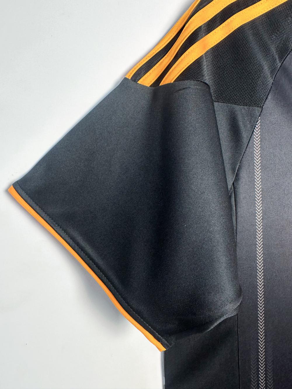 2010-2011 Chelsea away jersey