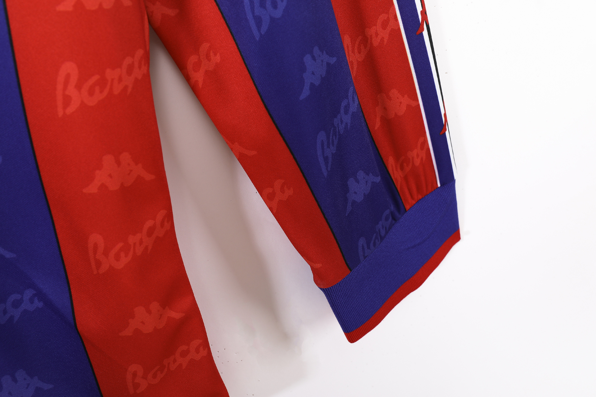 Long sleeves 1995-1997 Barcelona home jersey