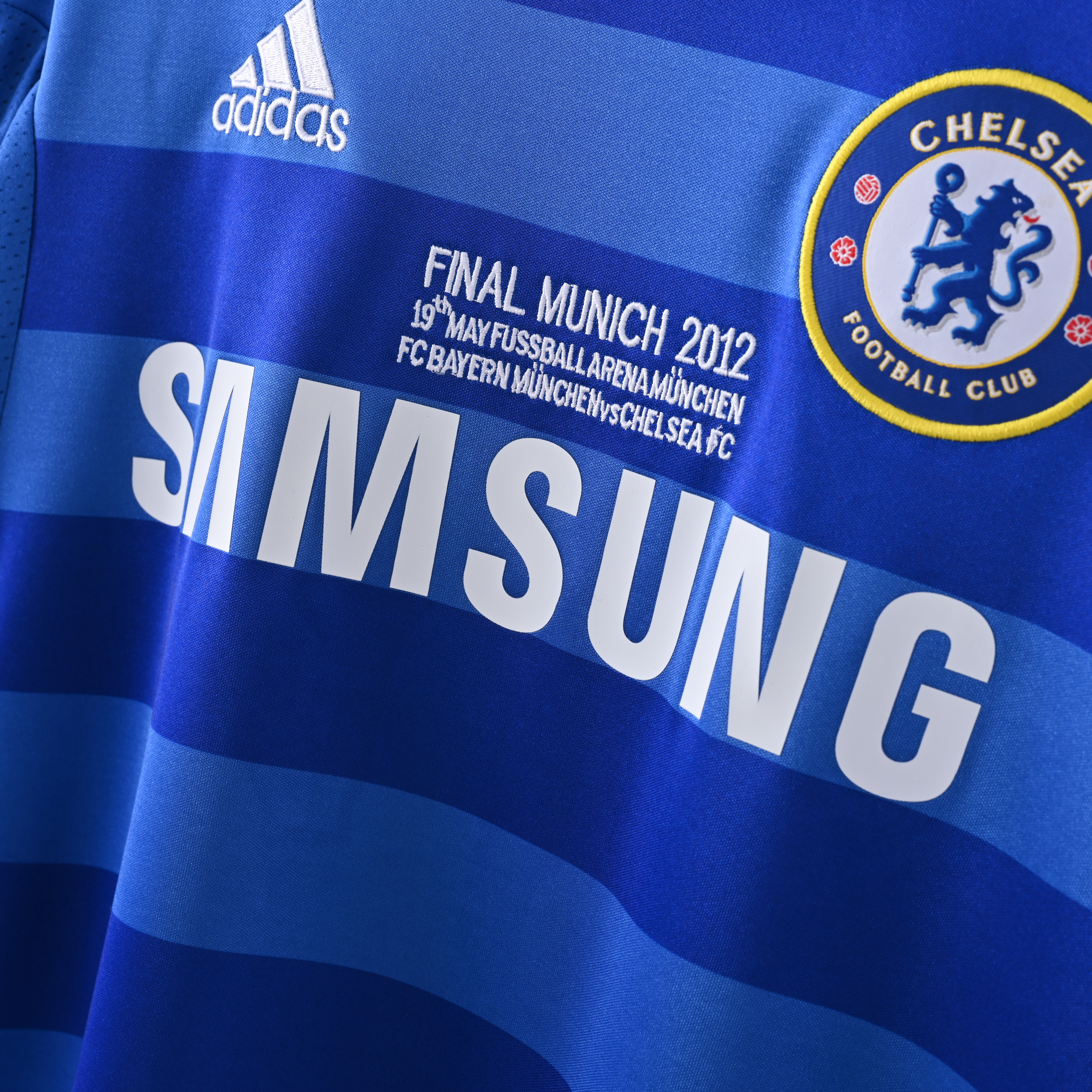 2011-2012 Chelsea home jersey