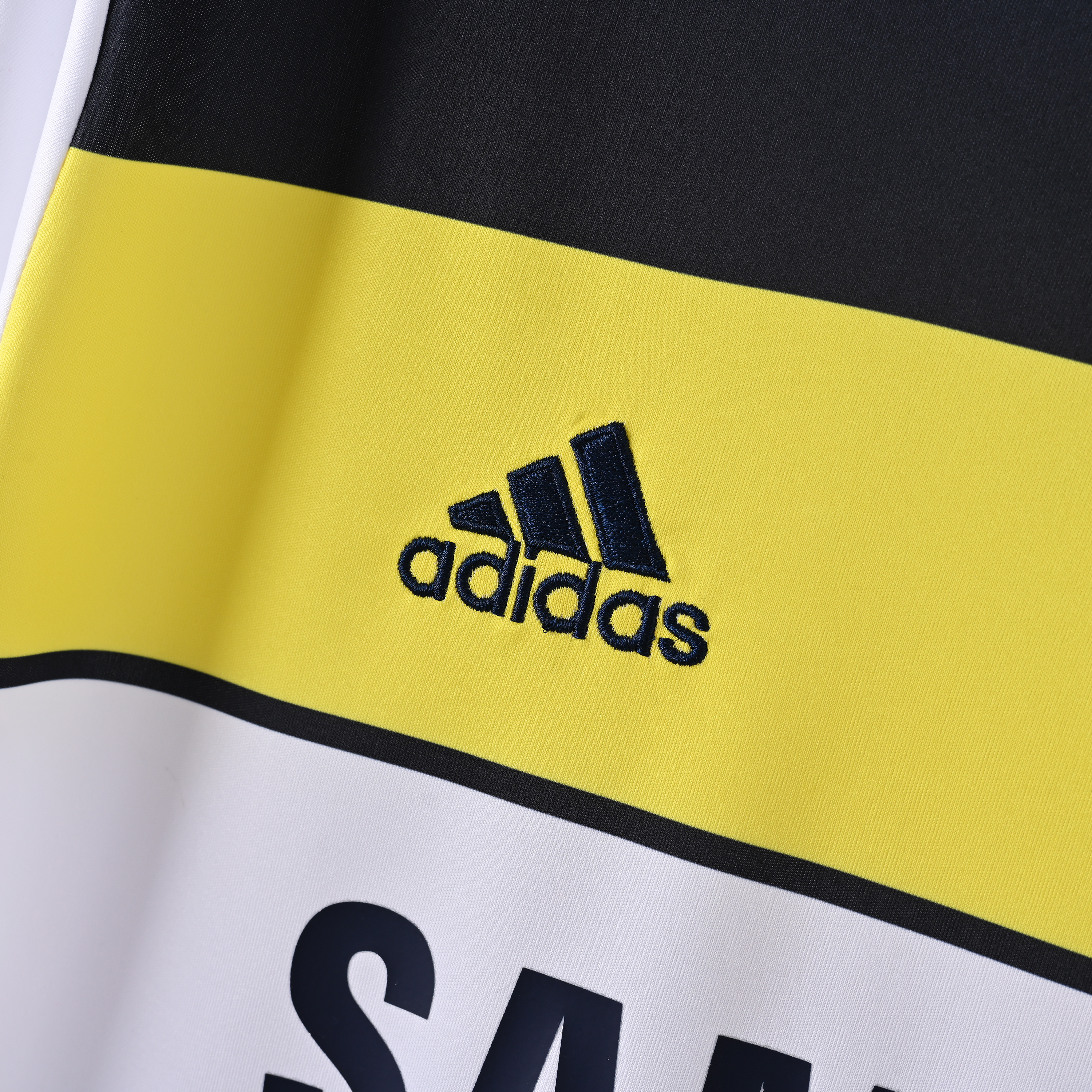 2011-2012 Chelsea third jersey