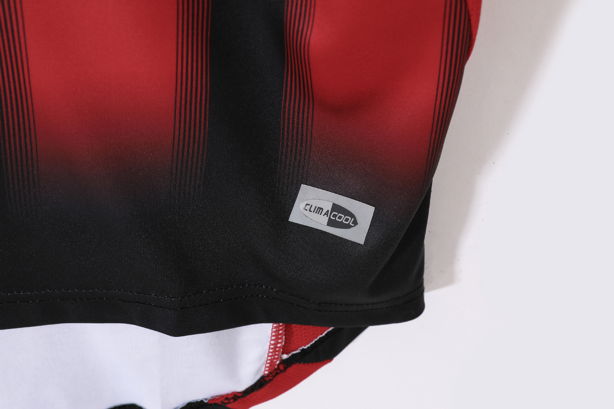 2004-2005 AC Milan home jersey