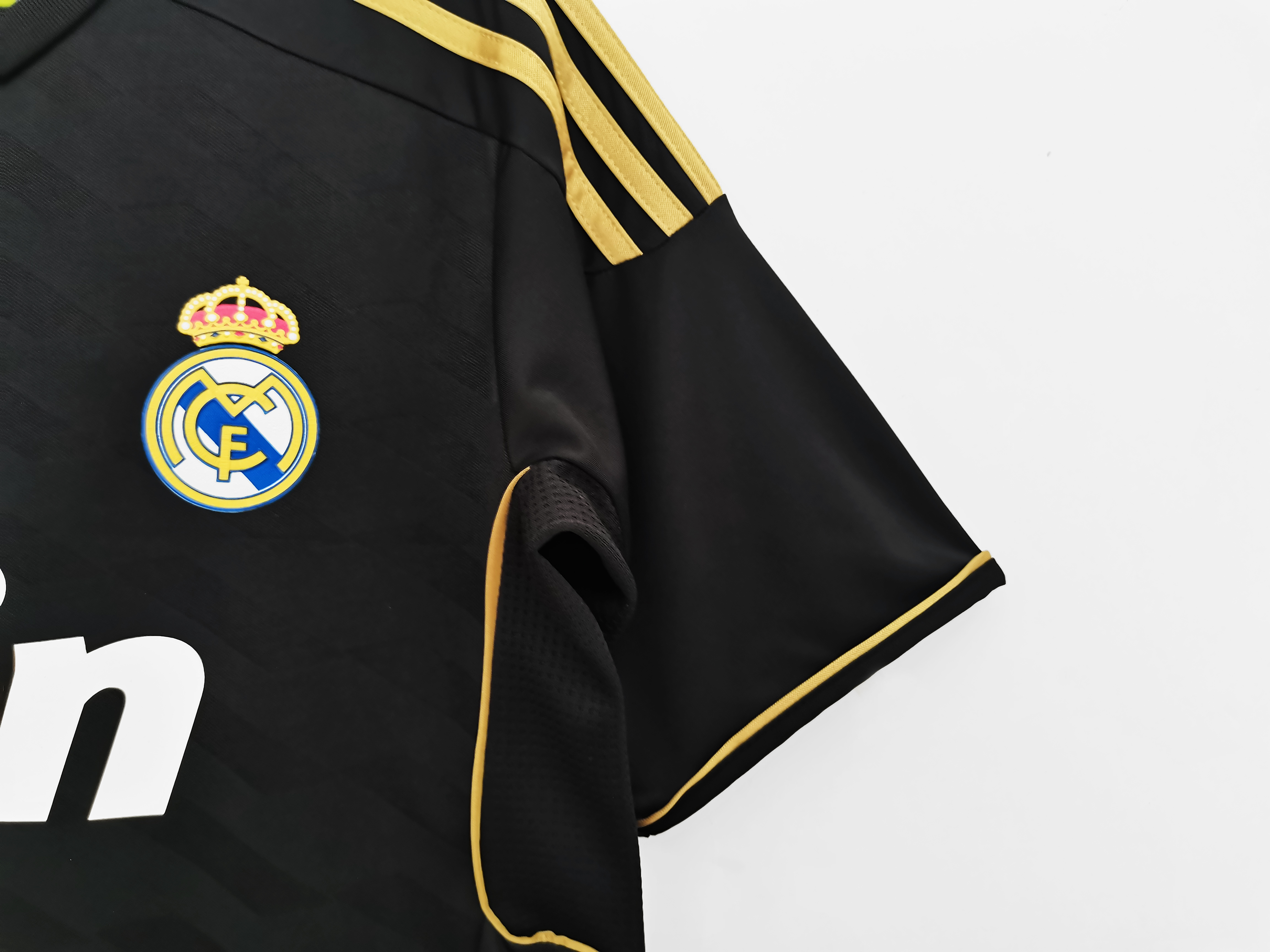 2011-2012 Real Madrid away jersey