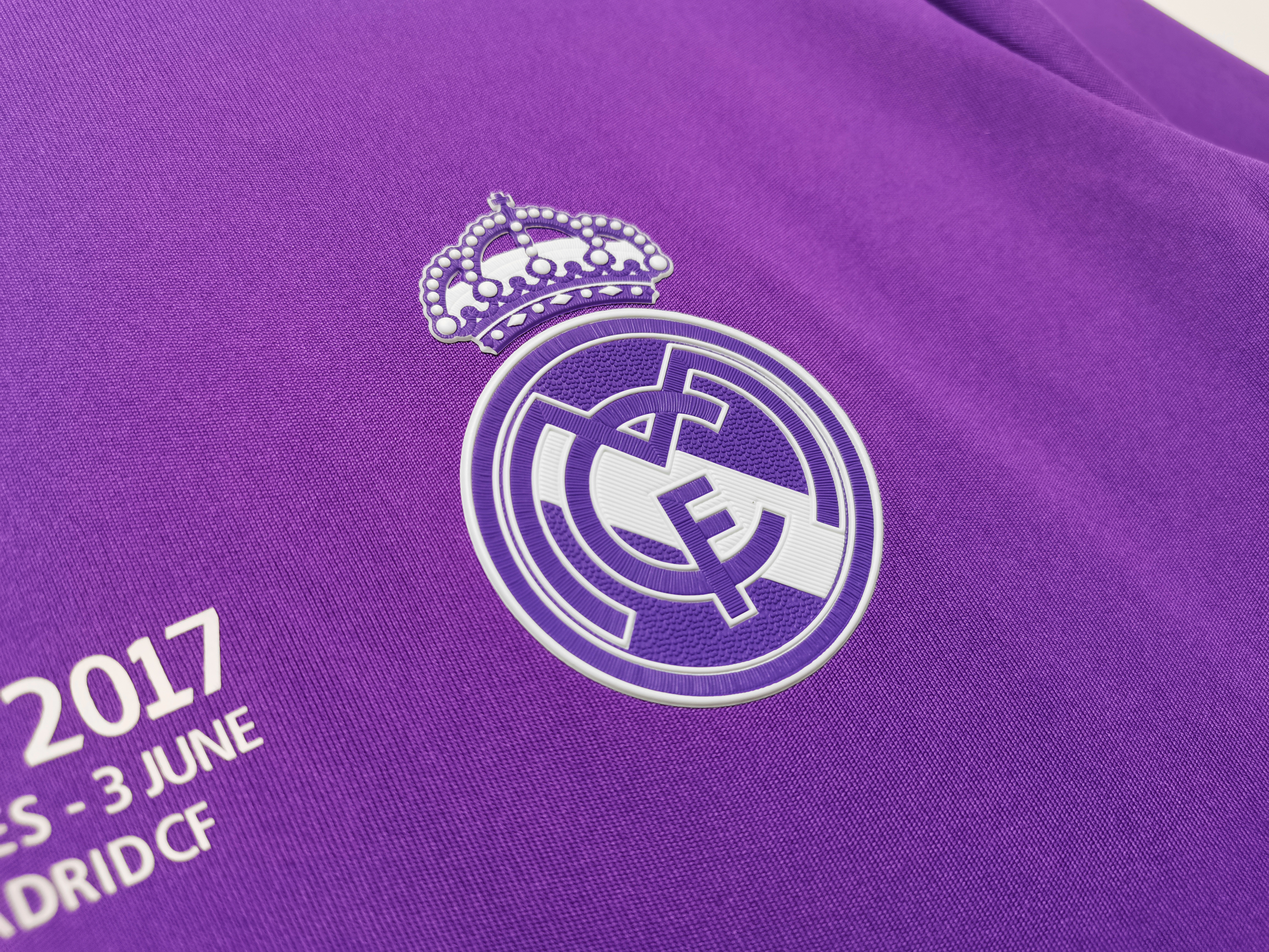 2016-2017 Real Madrid away jersey