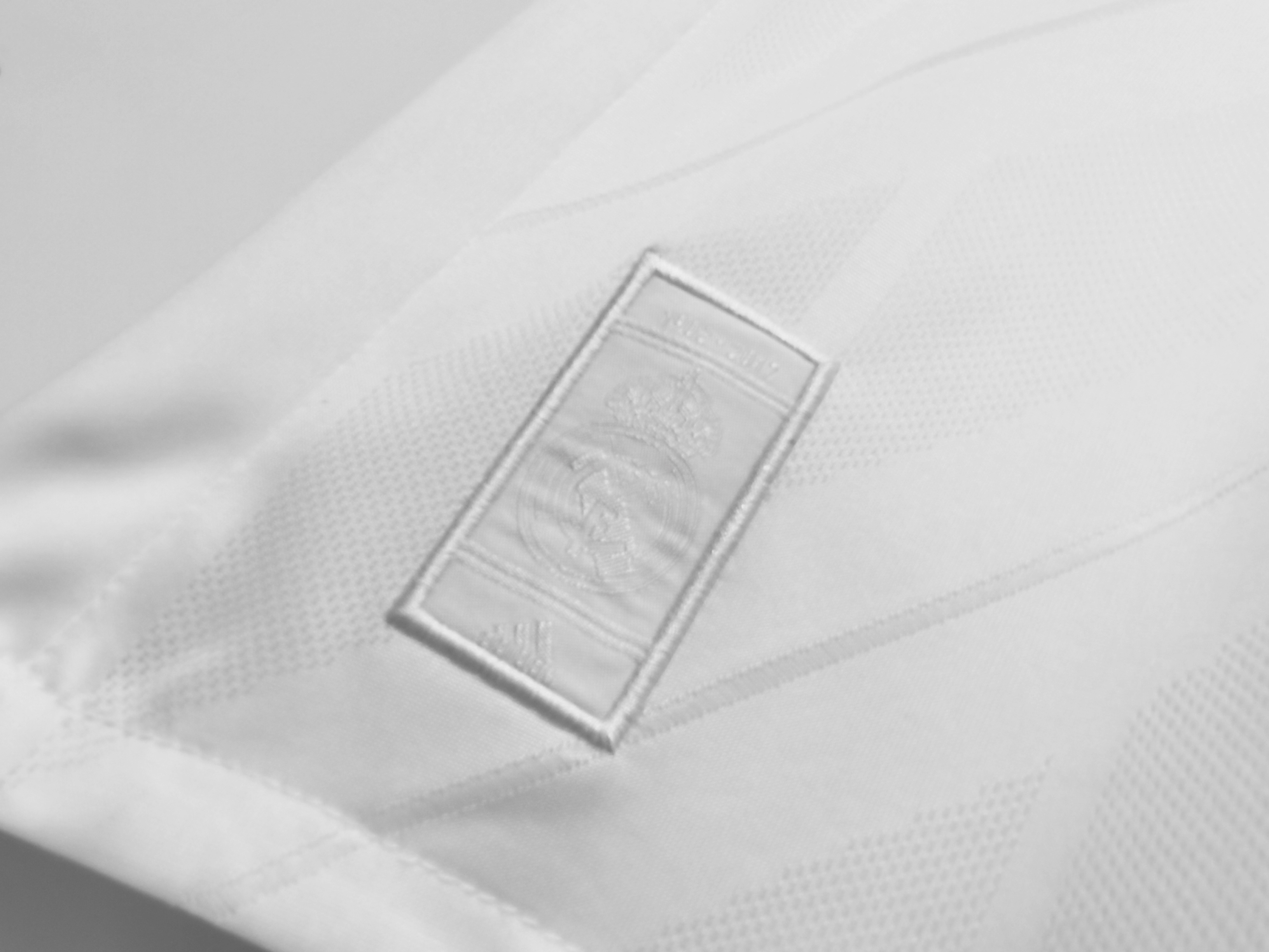 2017-2018 Real Madrid home jersey