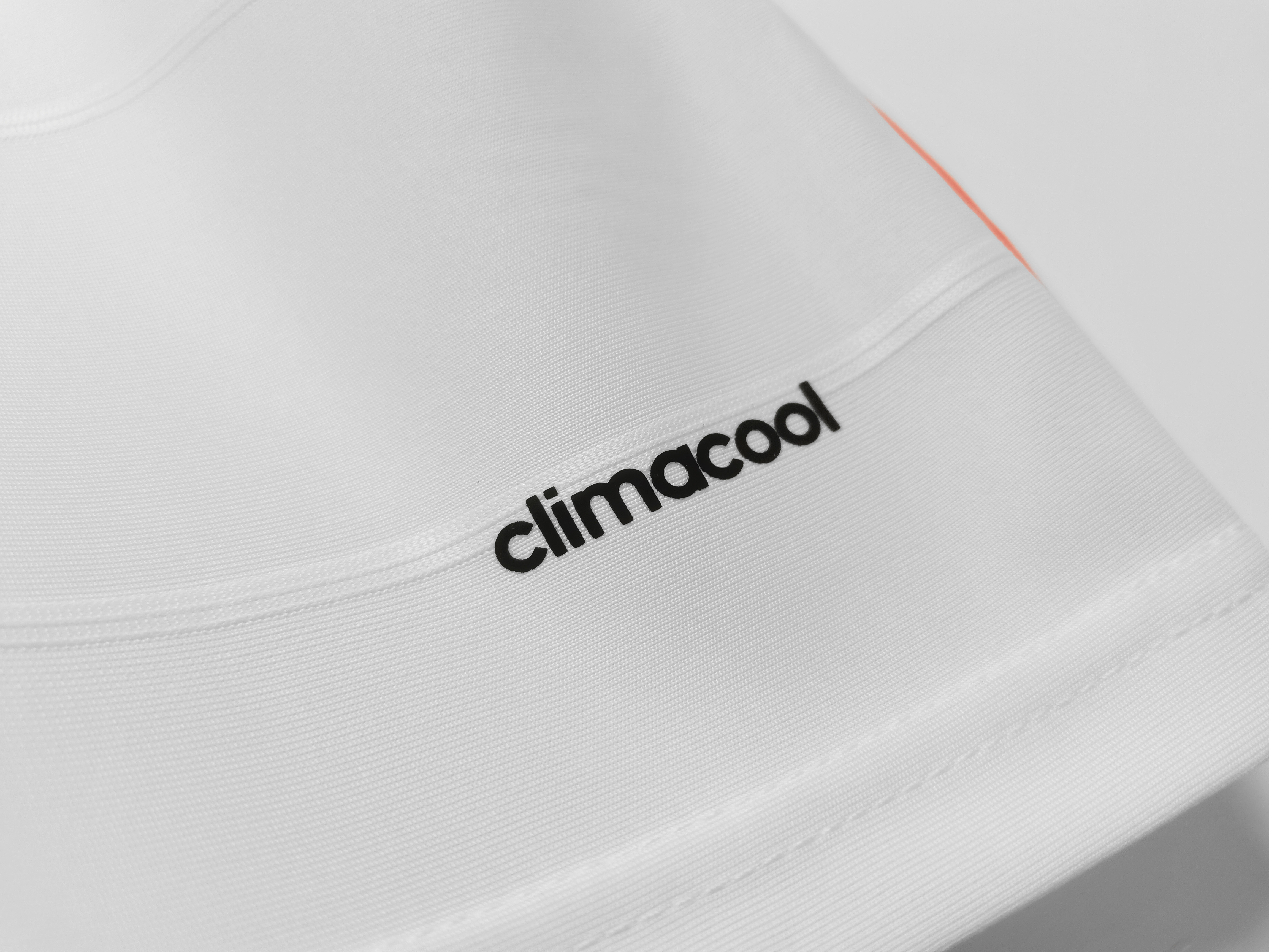 2013-2104 Real Madrid home jersey