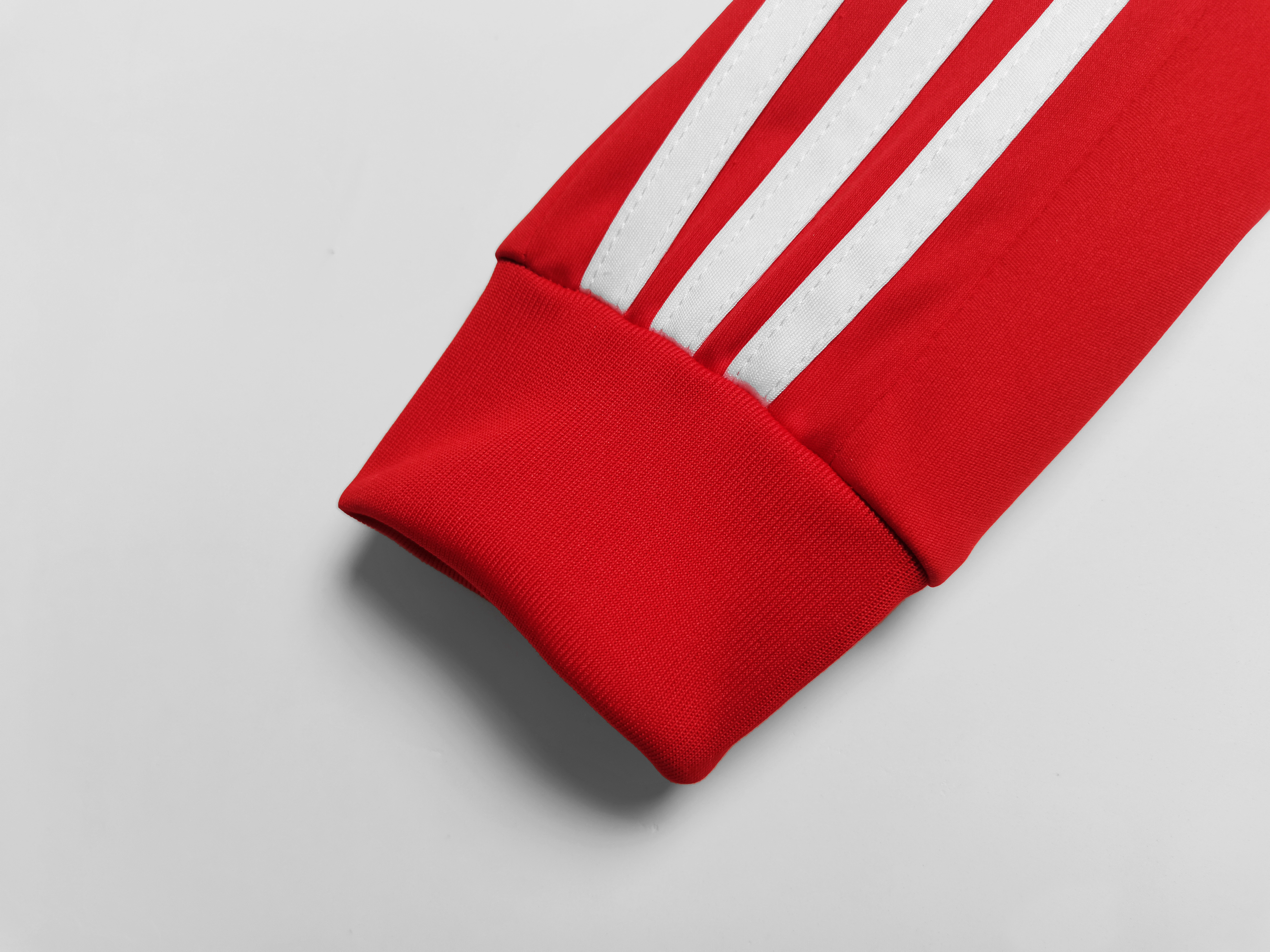 Long sleeves 2011-2012 Real Madrid third jersey