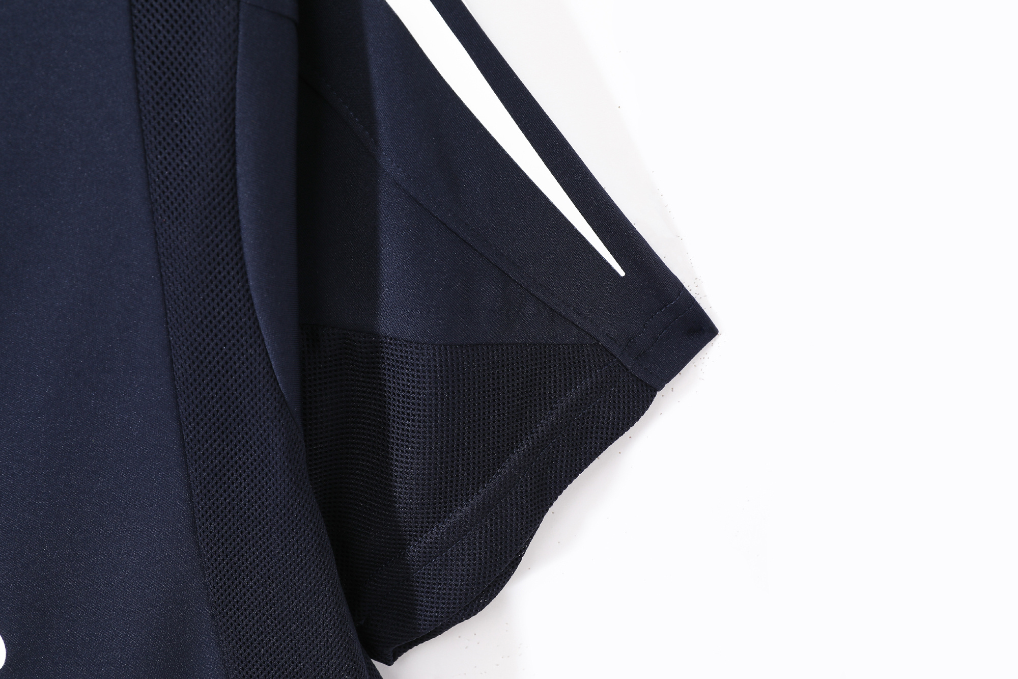 2004-2005 Real Madrid away jersey