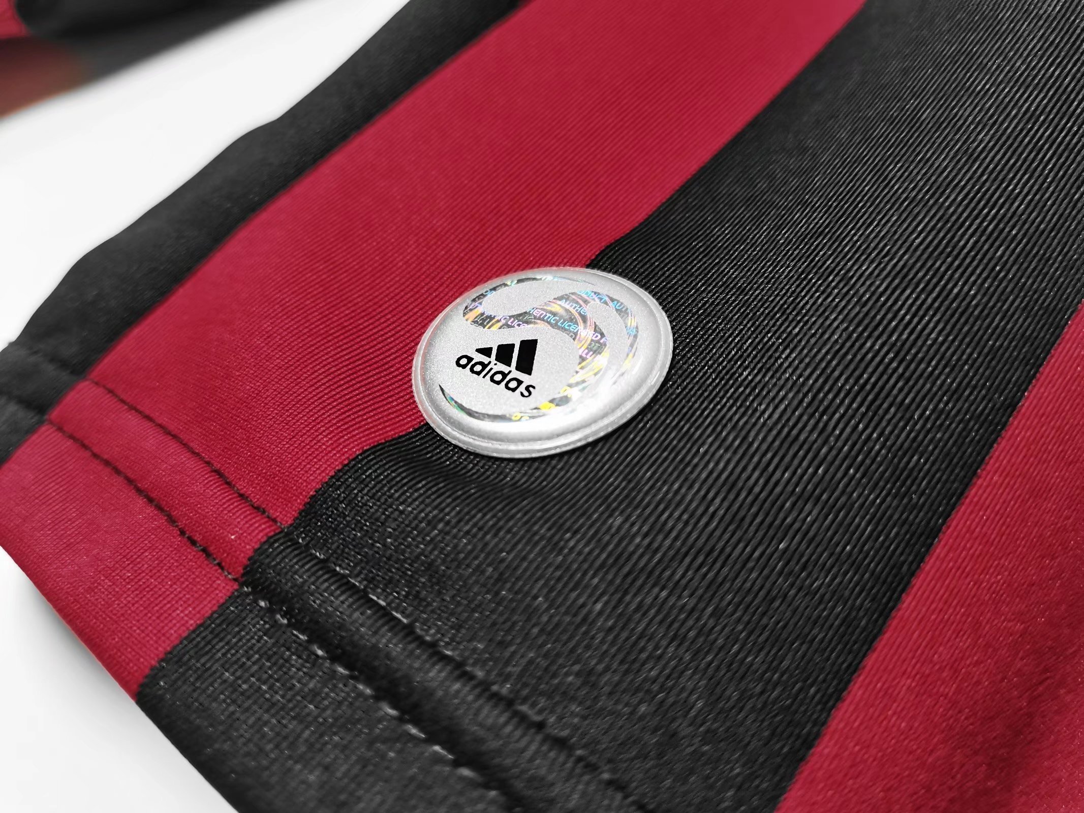 Long sleeves 2009-2010 AC Milan home jersey