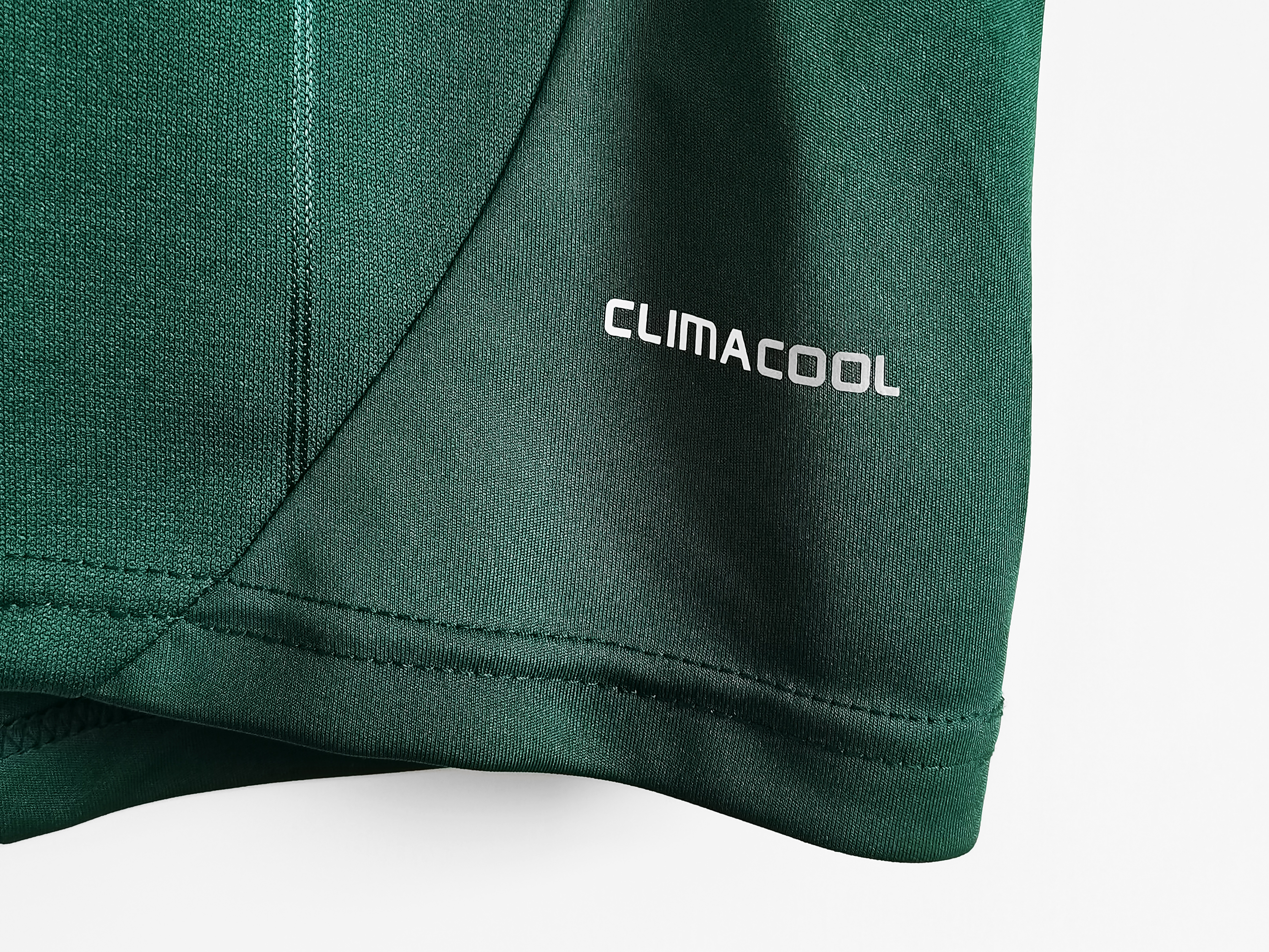 Long sleeves 2012-2013 Real Madrid third jersey