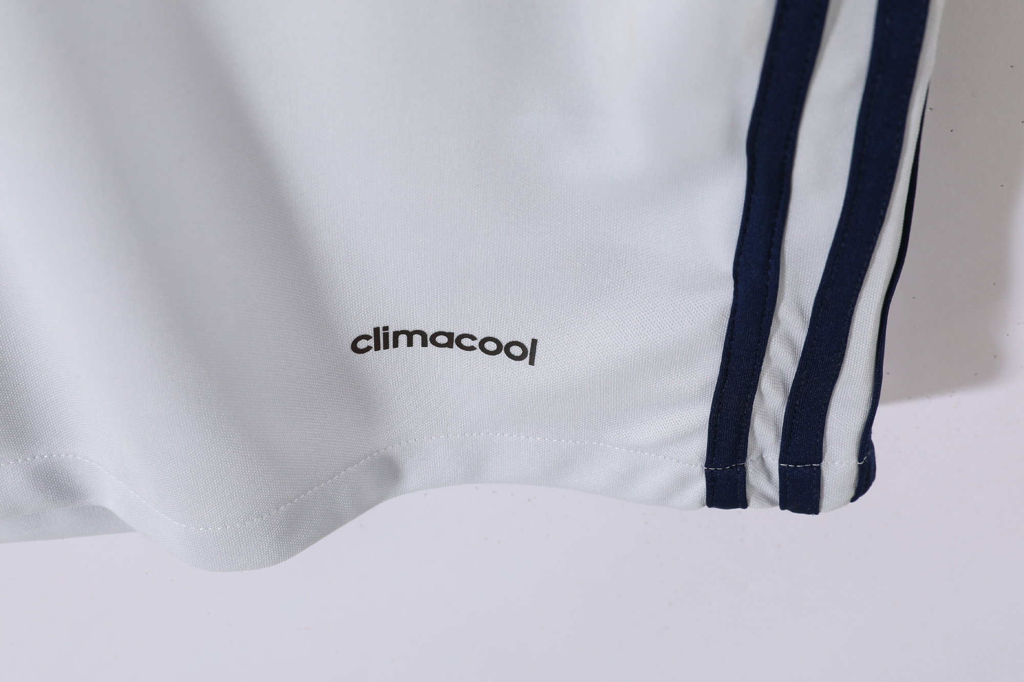 2016-2017 Real Madrid home jersey