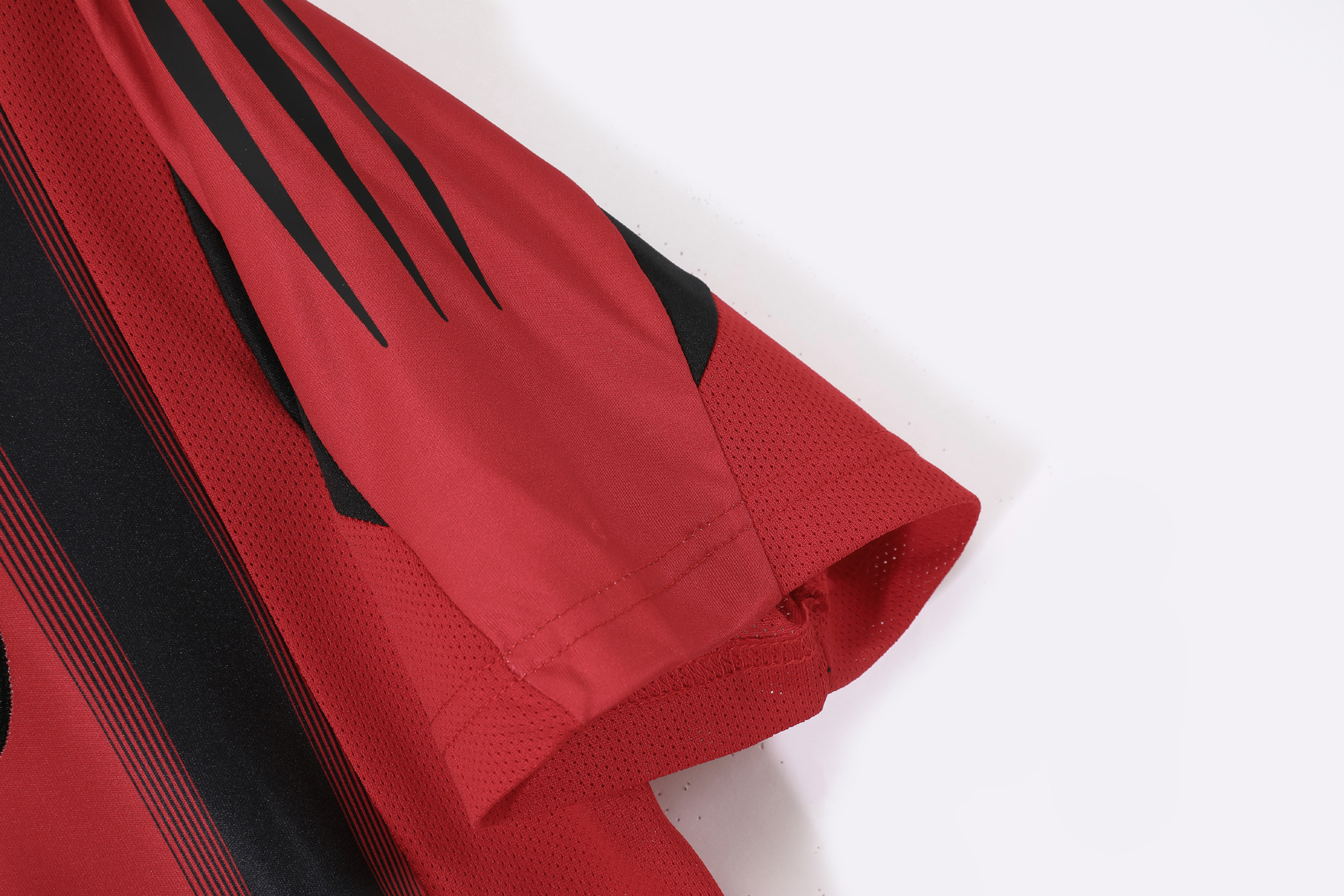 2004-2005 AC Milan home jersey