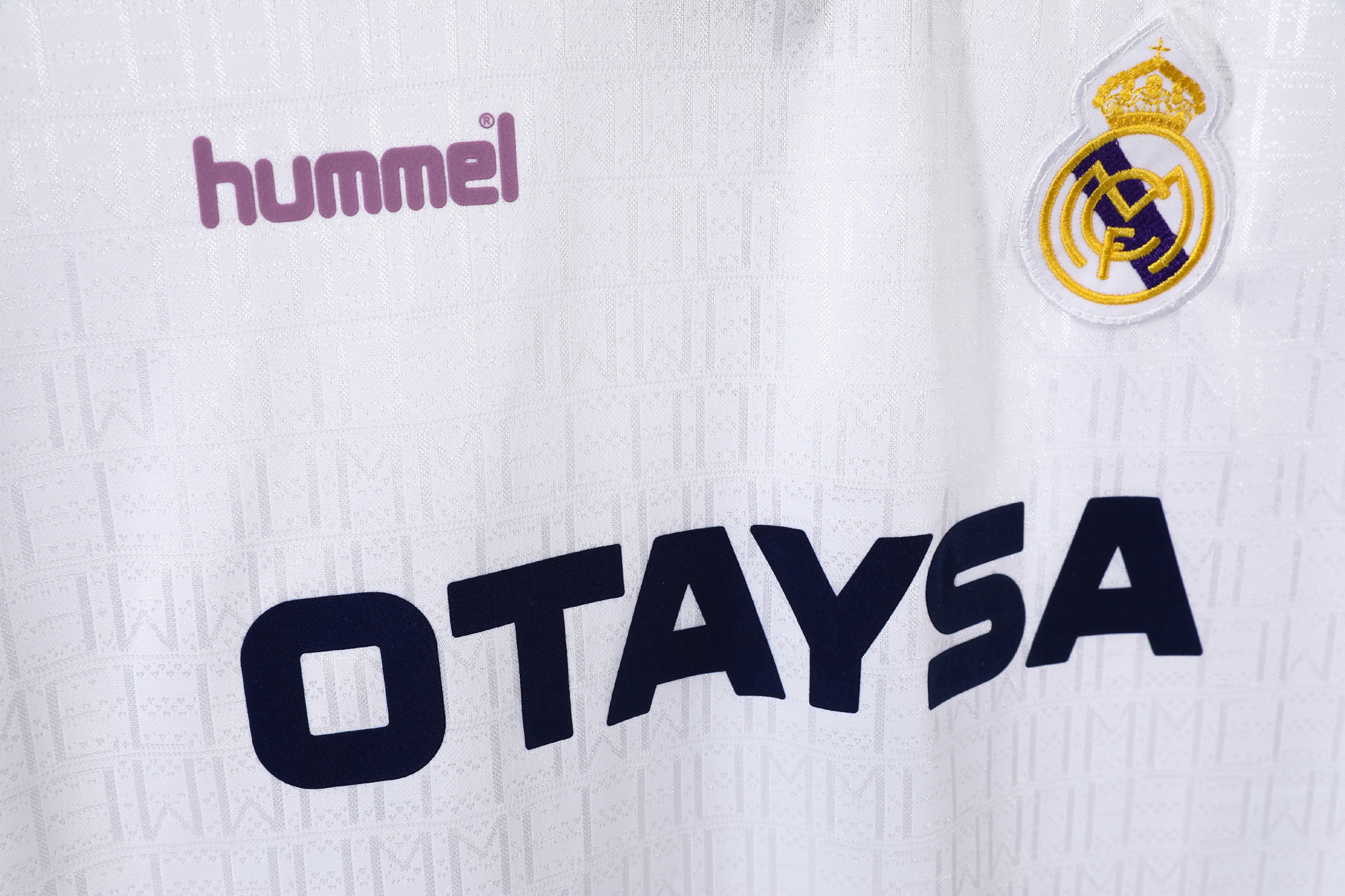 1990-1992 Real Madrid home jersey
