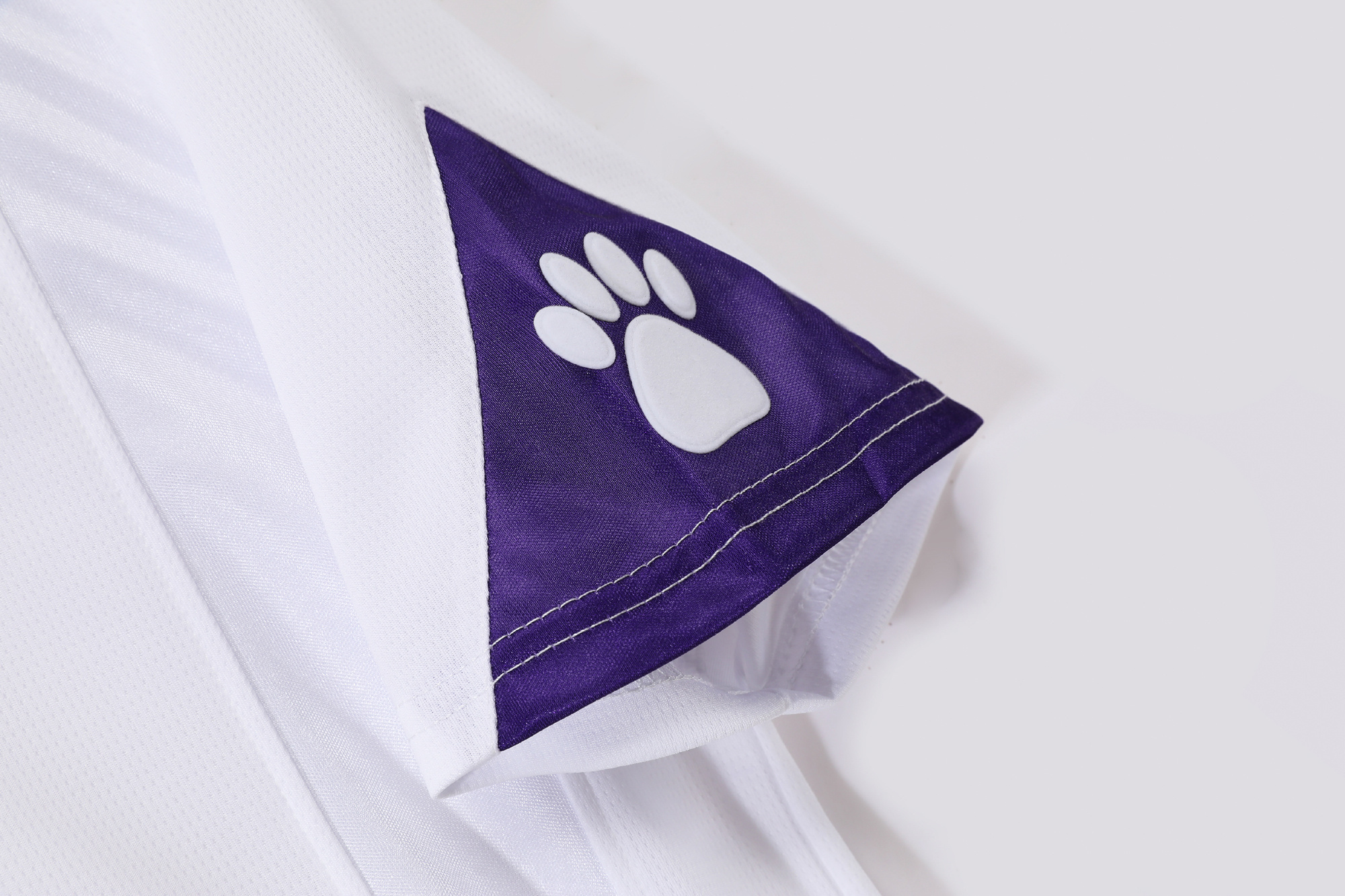 1997-1998 Real Madrid home jersey