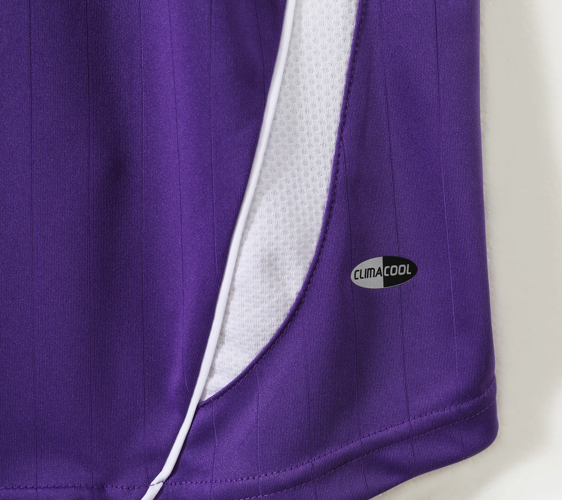 2006-2007 Real Madrid away jersey