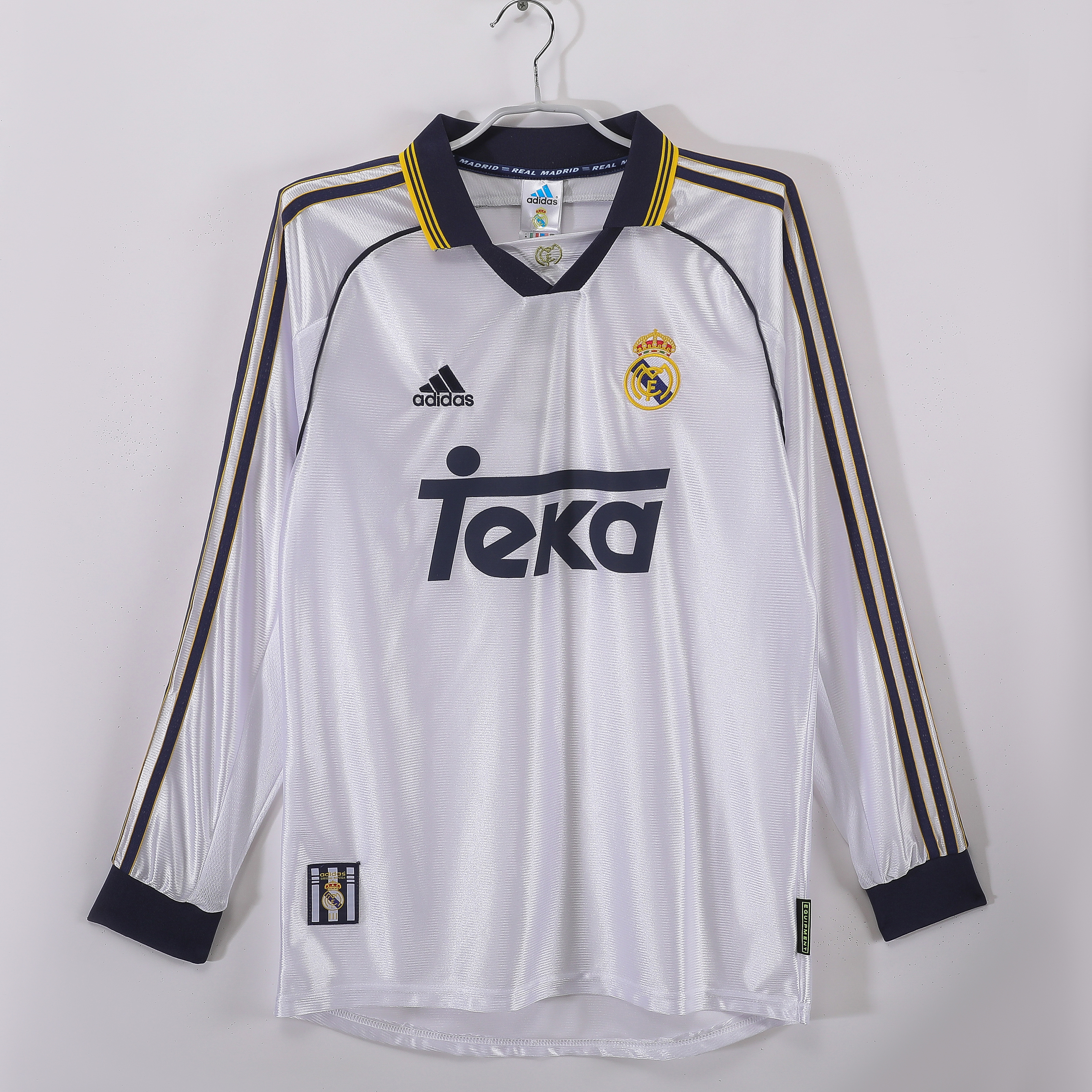 Long sleeves 1998-2000 Real Madrid home jersey
