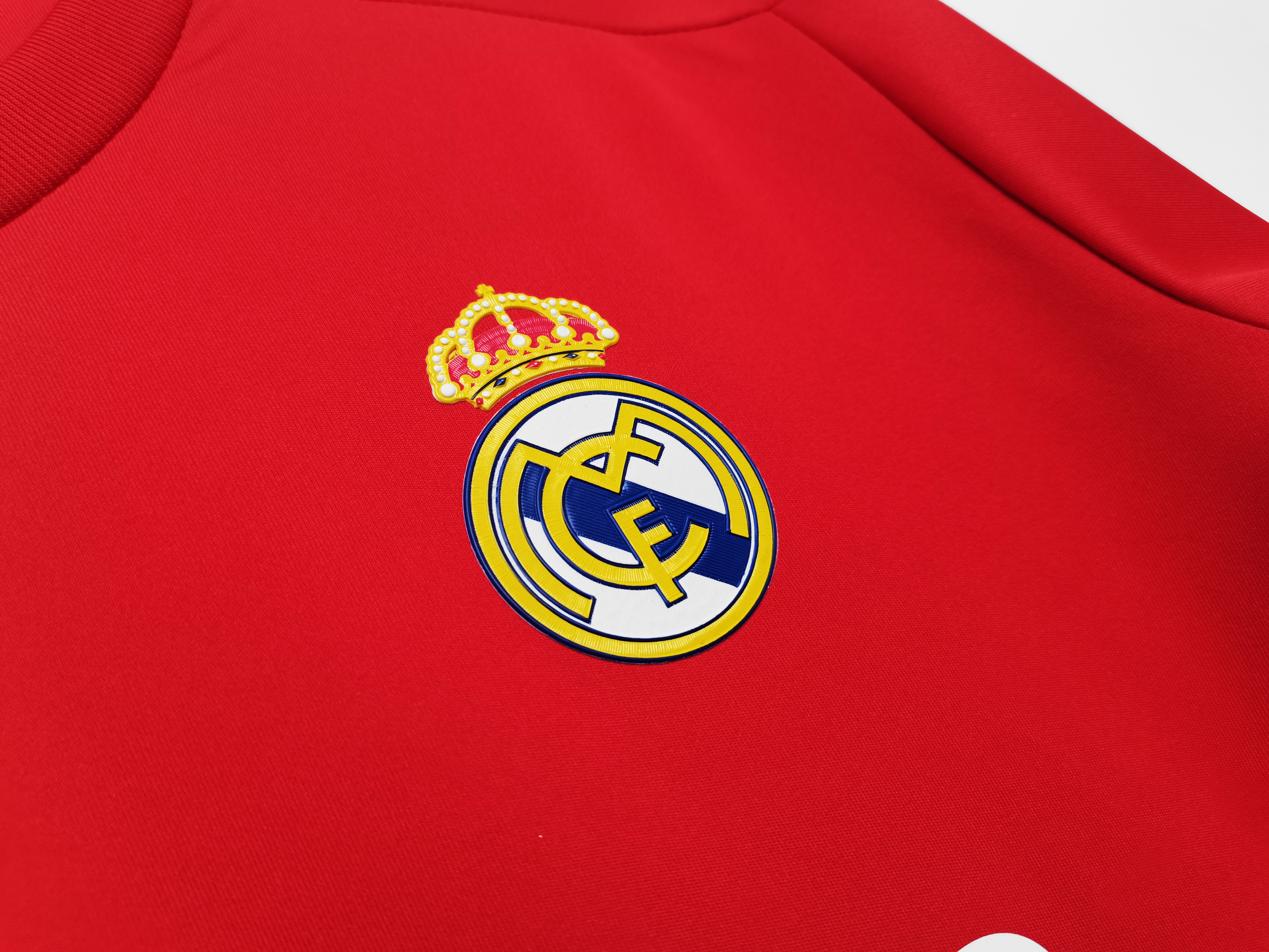 Long sleeves 2011-2012 Real Madrid third jersey